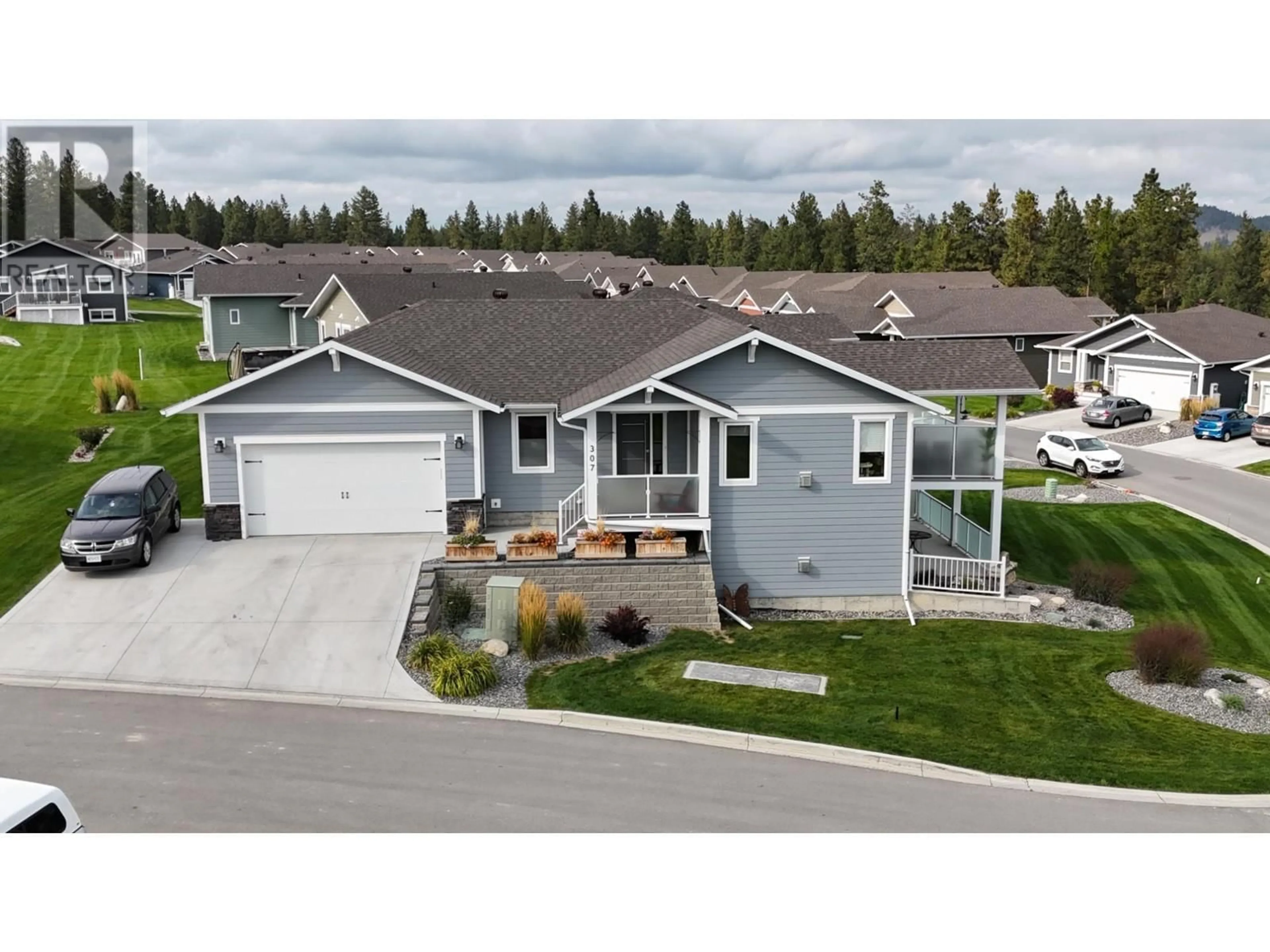 A pic from outside/outdoor area/front of a property/back of a property/a pic from drone, street for 307 LEGACY LOOKOUT OTHER, Cranbrook British Columbia V1C0E4