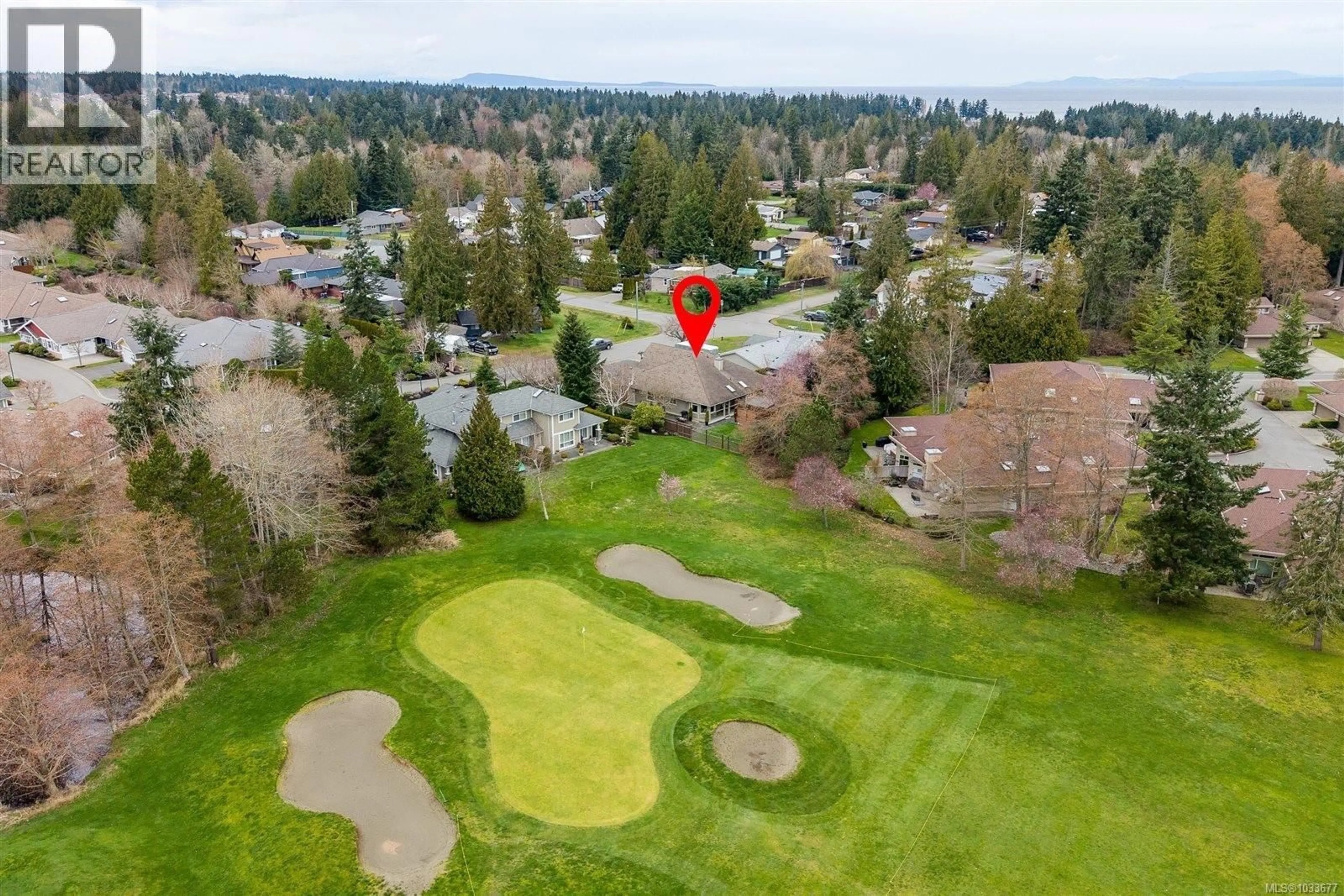 A pic from outside/outdoor area/front of a property/back of a property/a pic from drone, unknown for 736 BARCLAY CRESCENT, Parksville British Columbia V9P1Z3