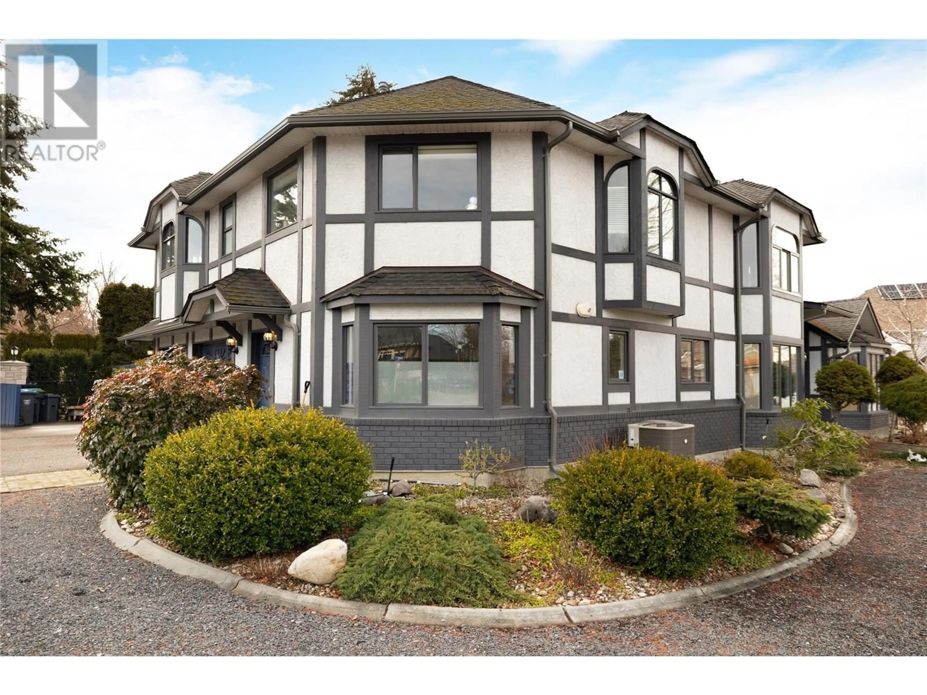 Home with vinyl exterior material, unknown for 437 DUKE COURT, Kelowna British Columbia V1W3A2
