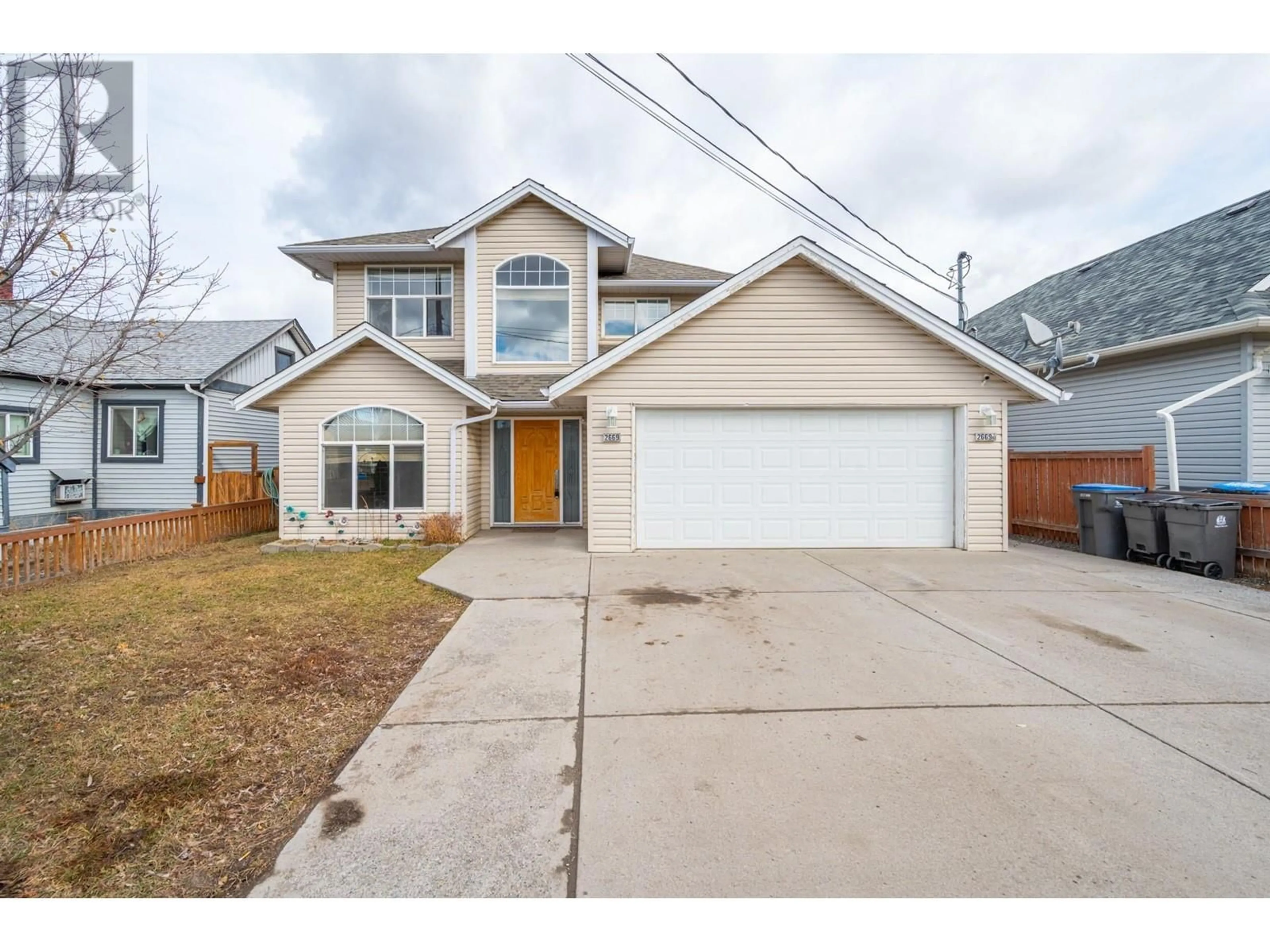 Home with vinyl exterior material, street for 2669 QUILCHENA AVENUE, Merritt British Columbia V1K1A4