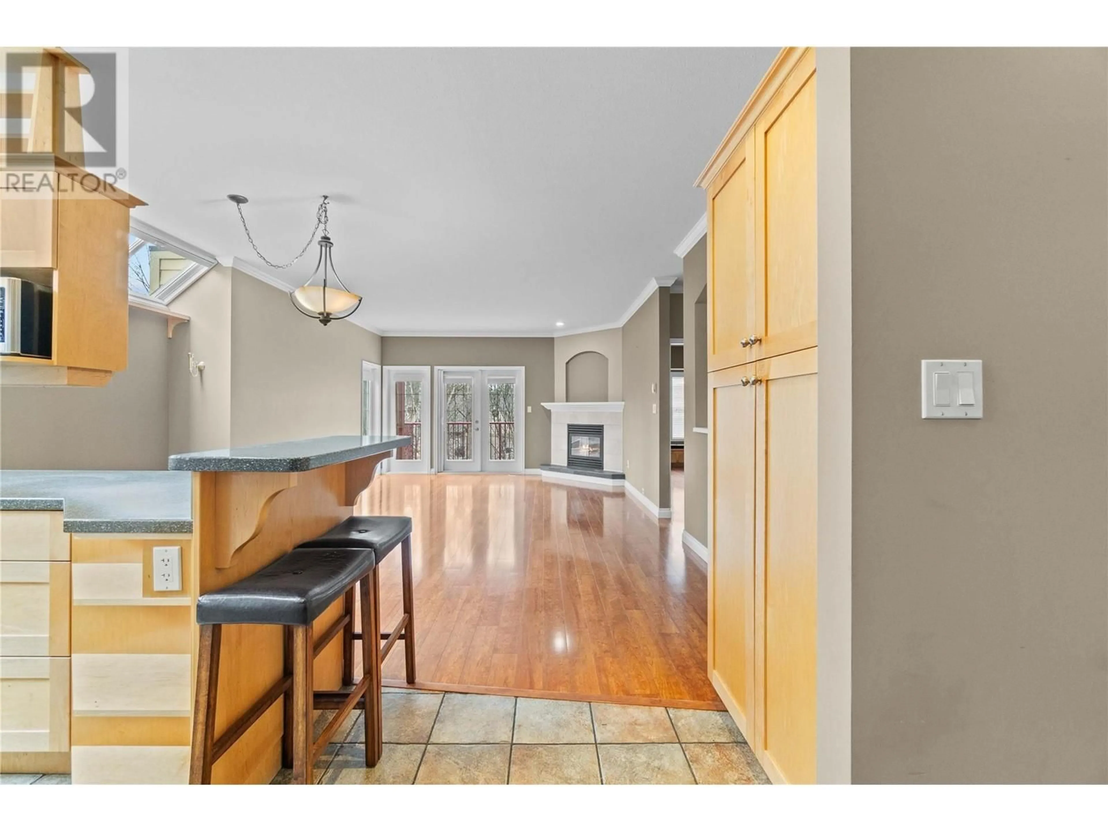 Open concept kitchen, unknown for 16 - 341 20TH STREET NORTHEAST, Salmon Arm British Columbia V1E1H4
