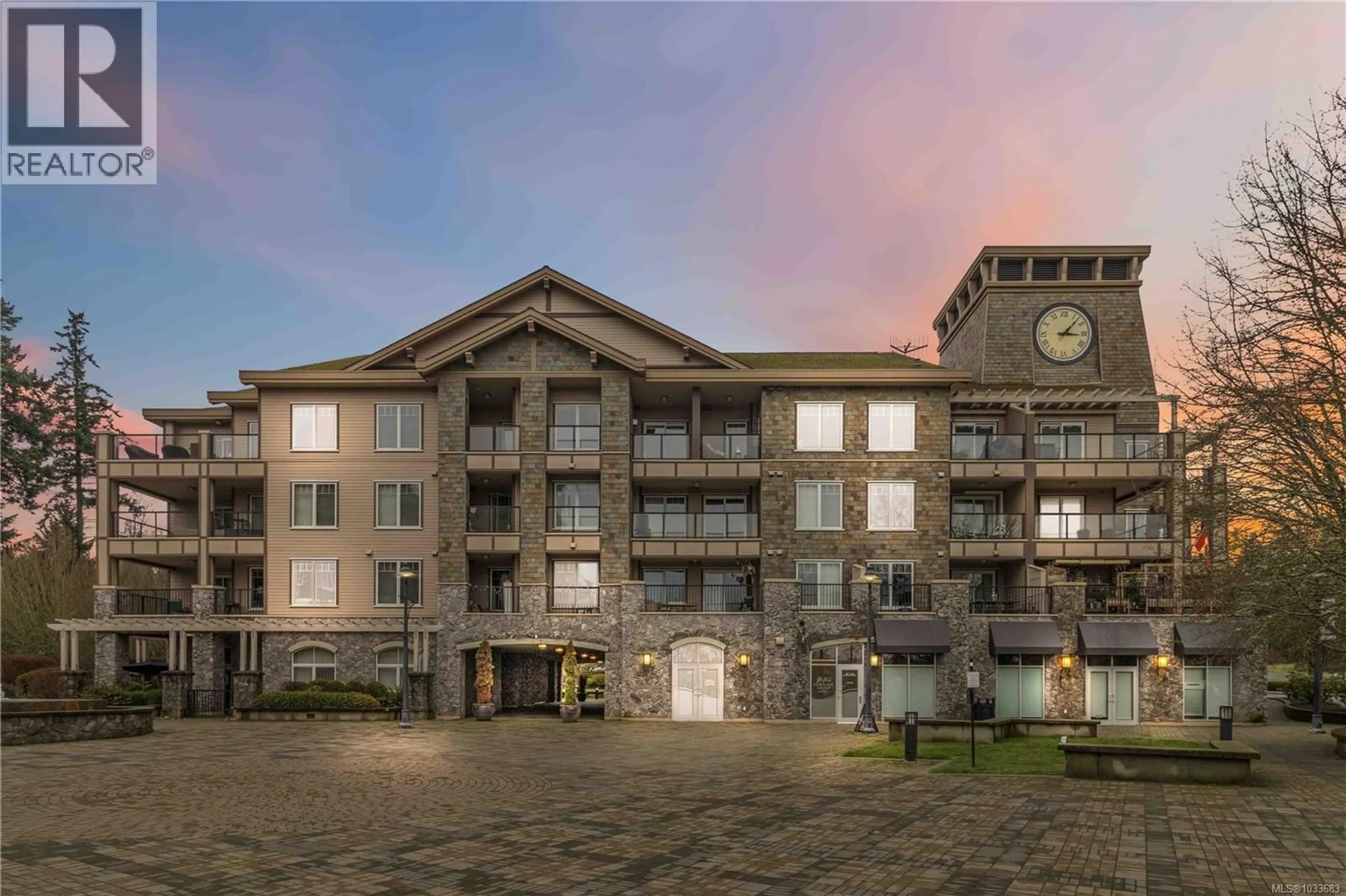 Patio, building for 217 - 1335 BEAR MOUNTAIN PARKWAY, Langford British Columbia V9B6T9