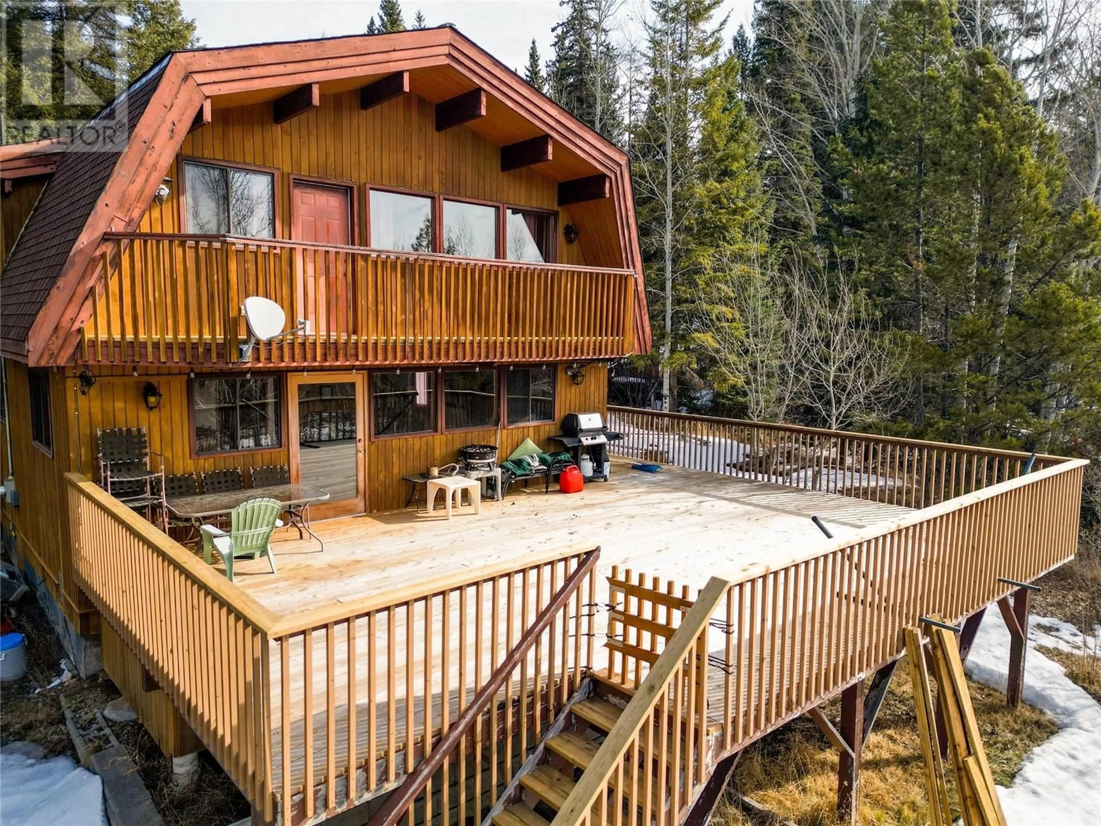 A pic from outside/outdoor area/front of a property/back of a property/a pic from drone, unknown for 3886 PRINCETON SUMMERLAND ROAD, Princeton British Columbia V0X1W0