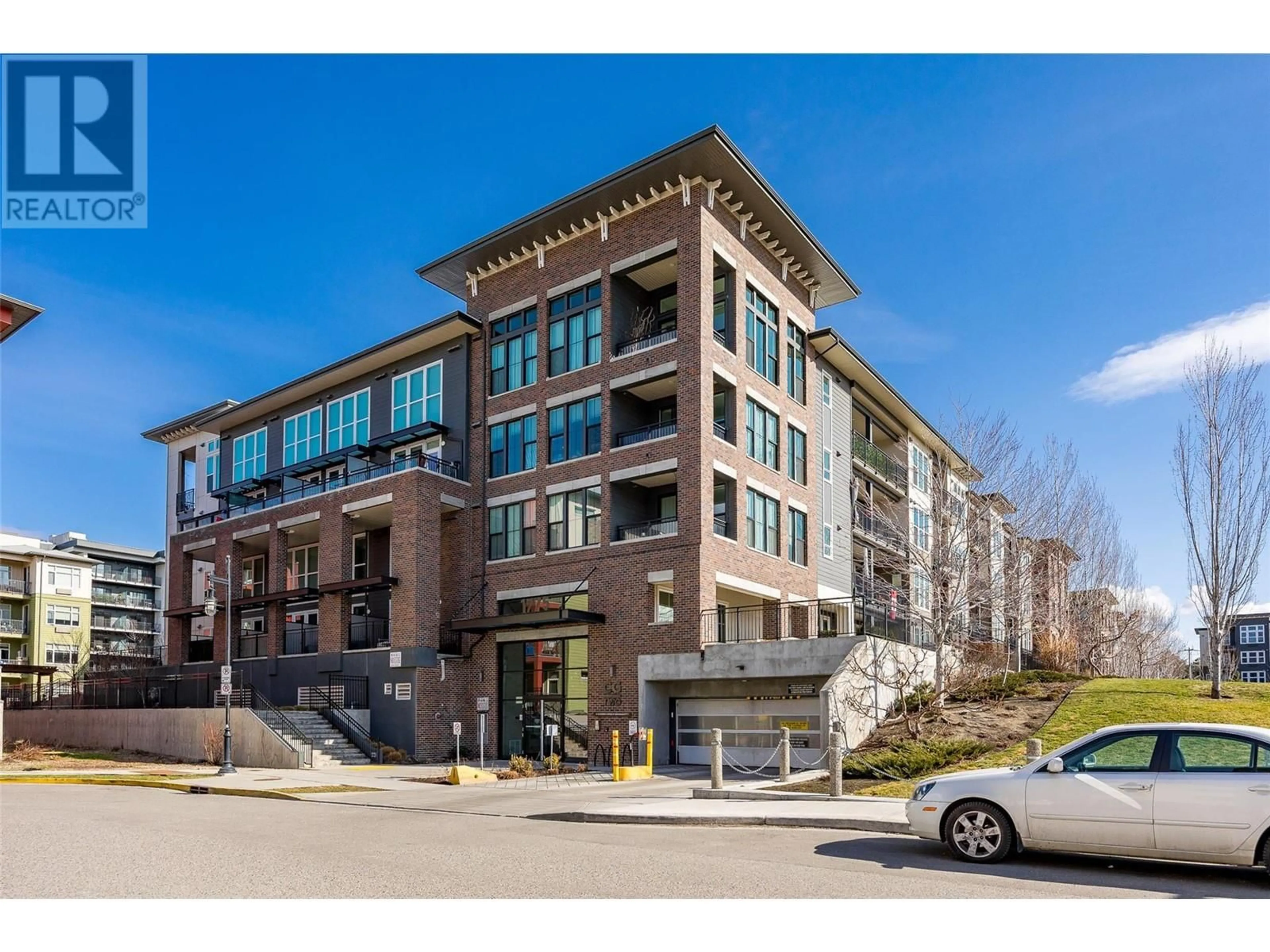 Unknown for 323 - 1775 CHAPMAN PLACE, Kelowna British Columbia V1Y5Z9