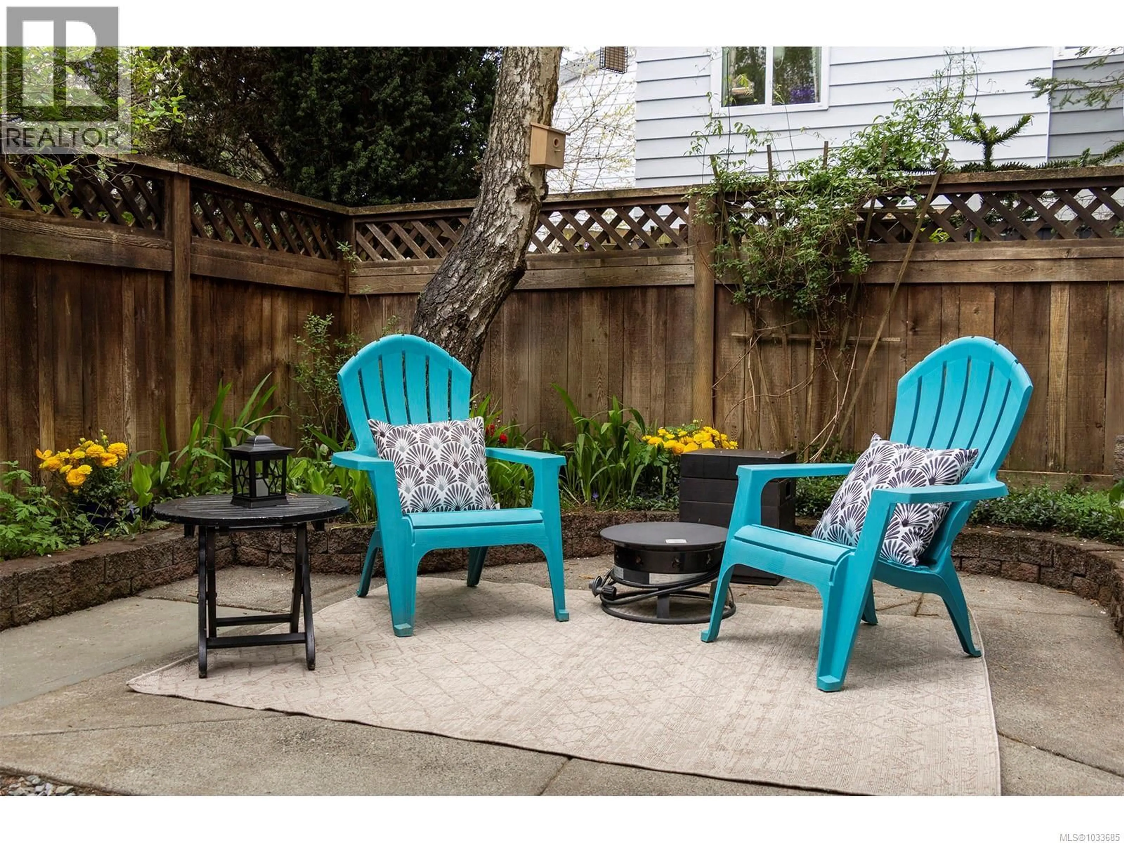Patio, street for 304 - 229 ONTARIO STREET, Victoria British Columbia V8V1N1