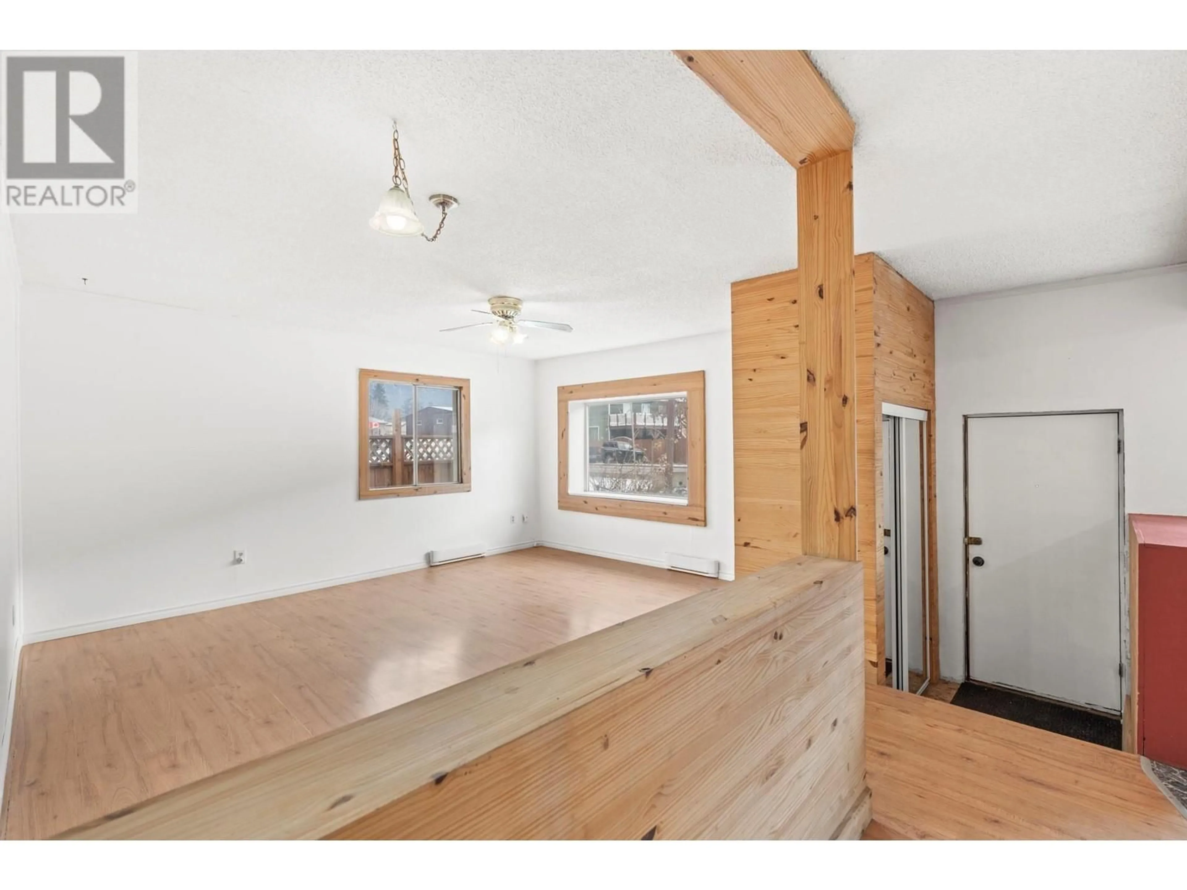 Unknown for 5768 HIGHWAY 97 N HIGHWAY, Falkland British Columbia V0E1W0