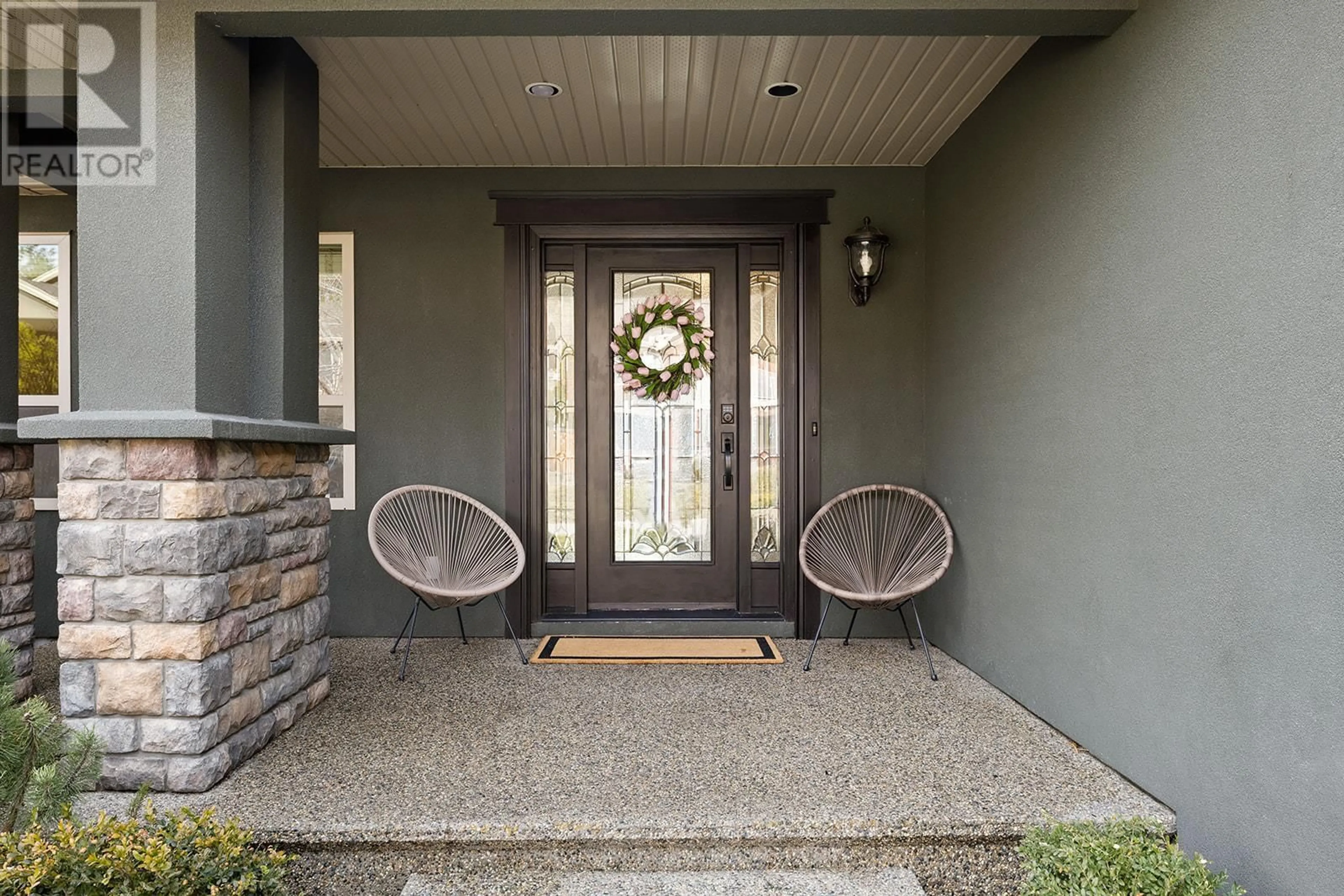 Indoor entryway for 2040 Rosealee Lane Unit# 24, West Kelowna British Columbia V1Z4C5