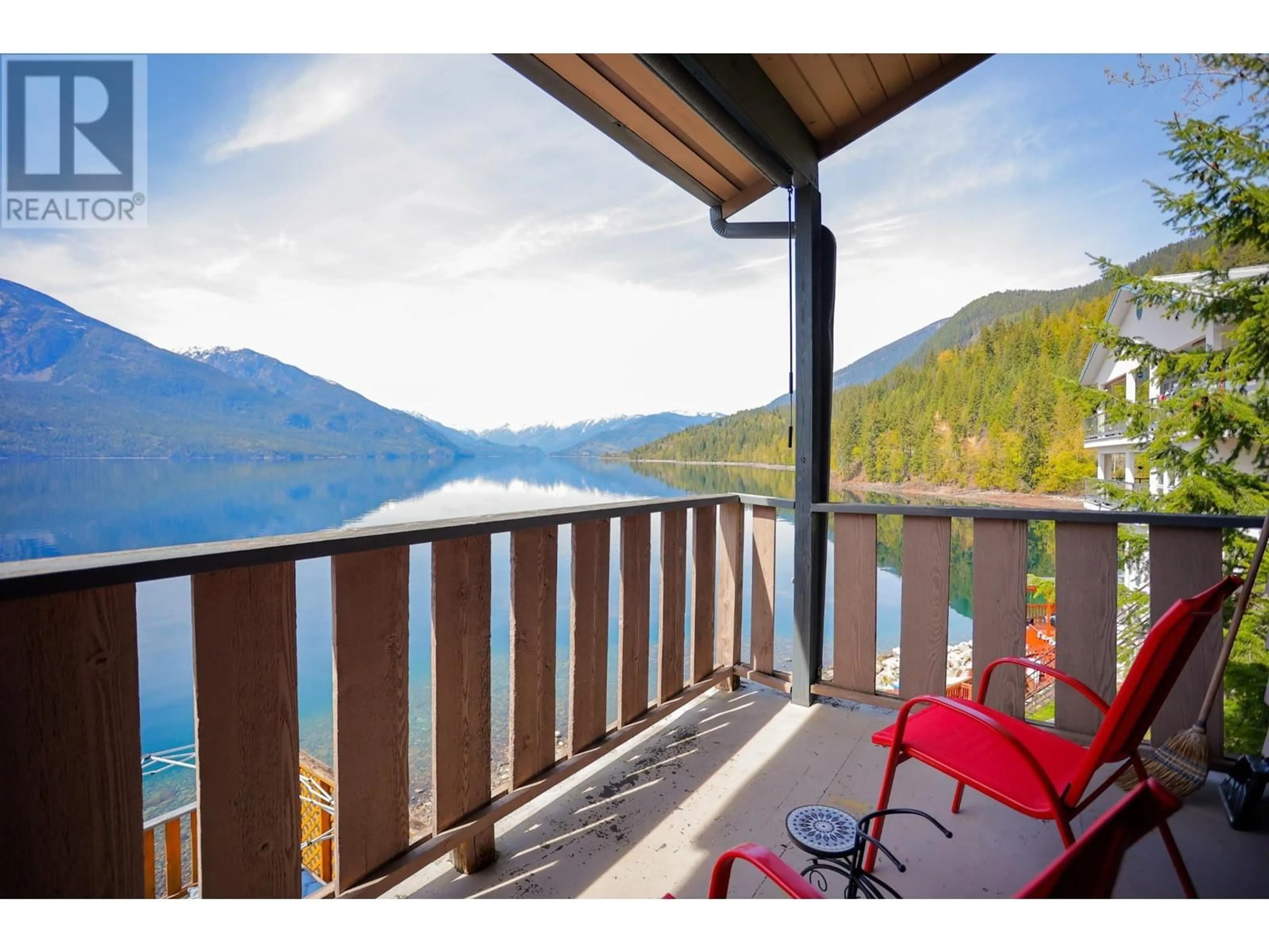 Balcony in the apartment, water/lake/river/ocean view for 803 SILVER COVE Drive, Silverton British Columbia V0G1S0