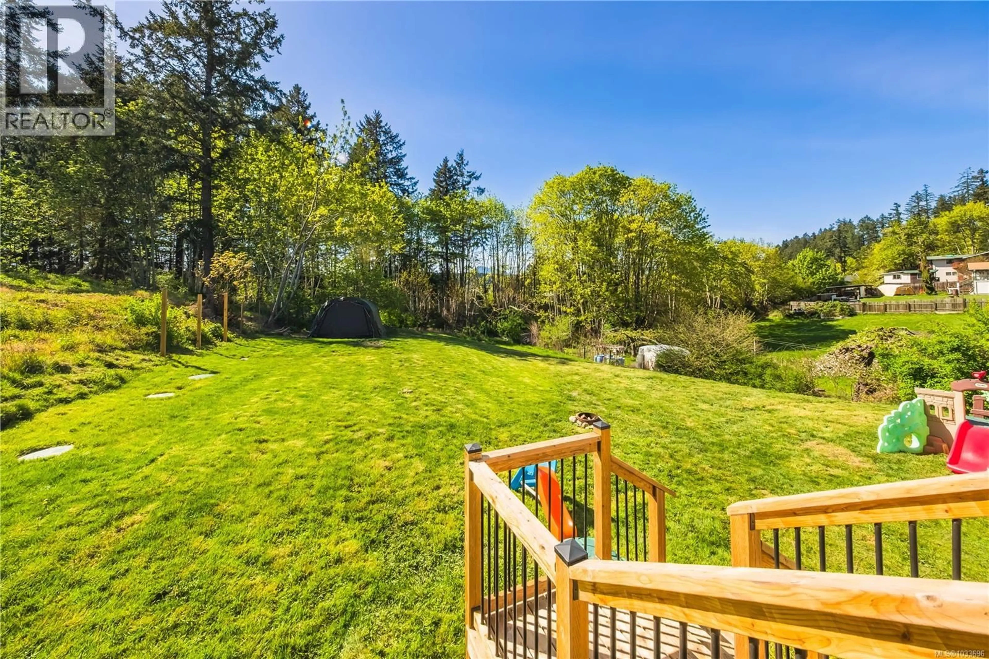 A pic from outside/outdoor area/front of a property/back of a property/a pic from drone, forest/trees view for 2263 DICK AVENUE, Nanaimo British Columbia V9X1R6