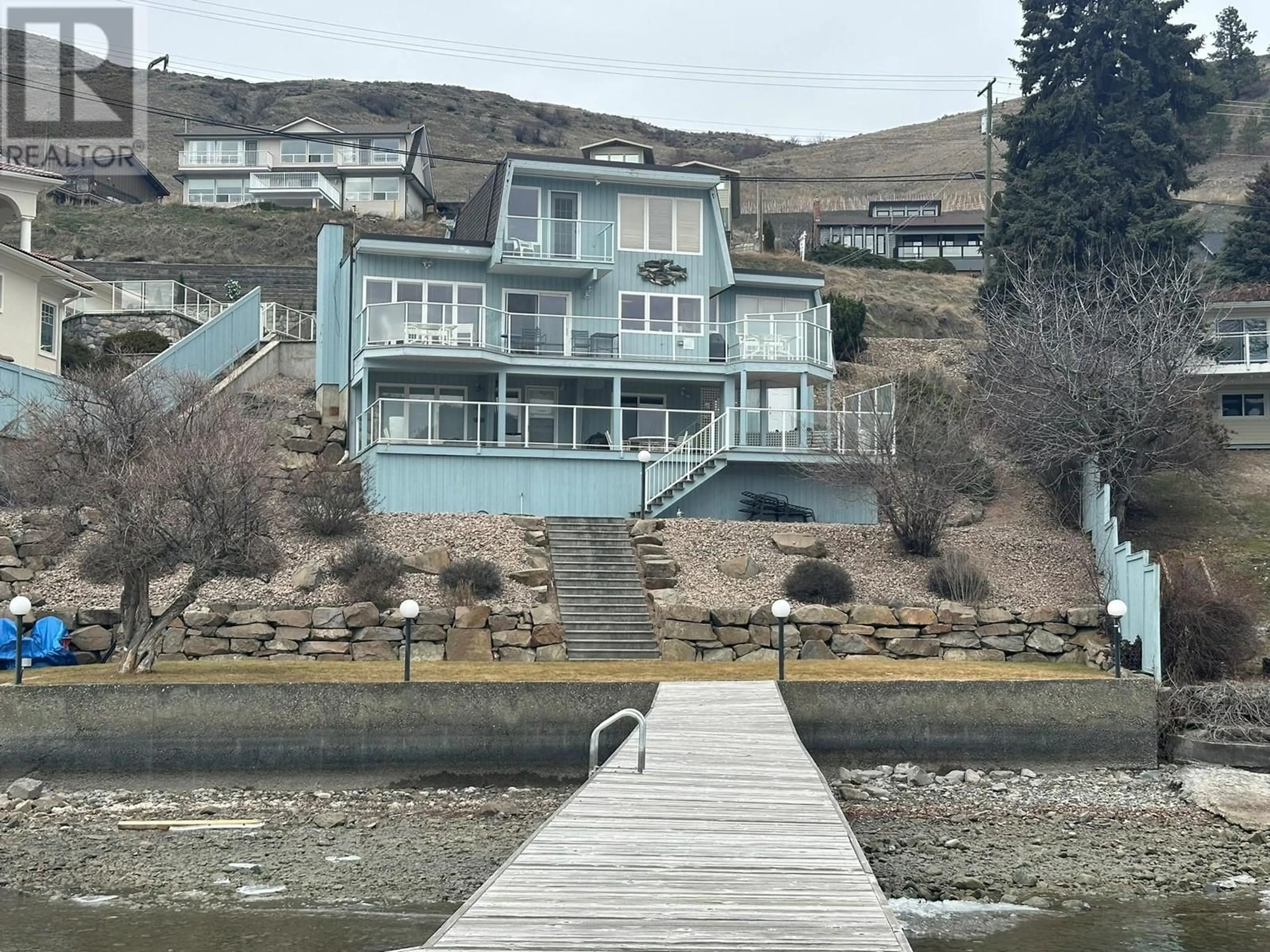 Stairs for 7870 TRONSON ROAD, Vernon British Columbia V1H1C6