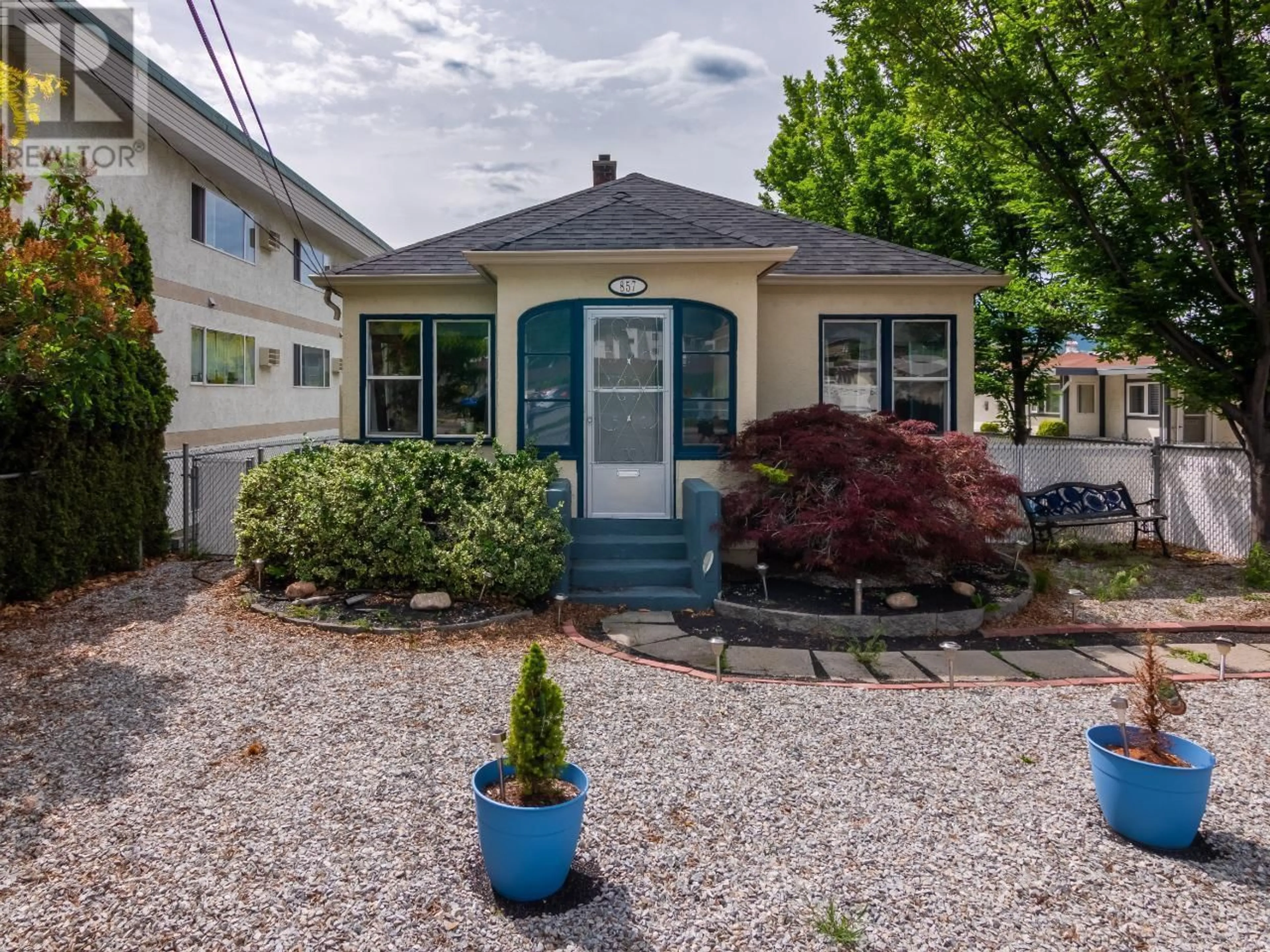 Unknown for 857 Main Street, Penticton British Columbia V2A5E3