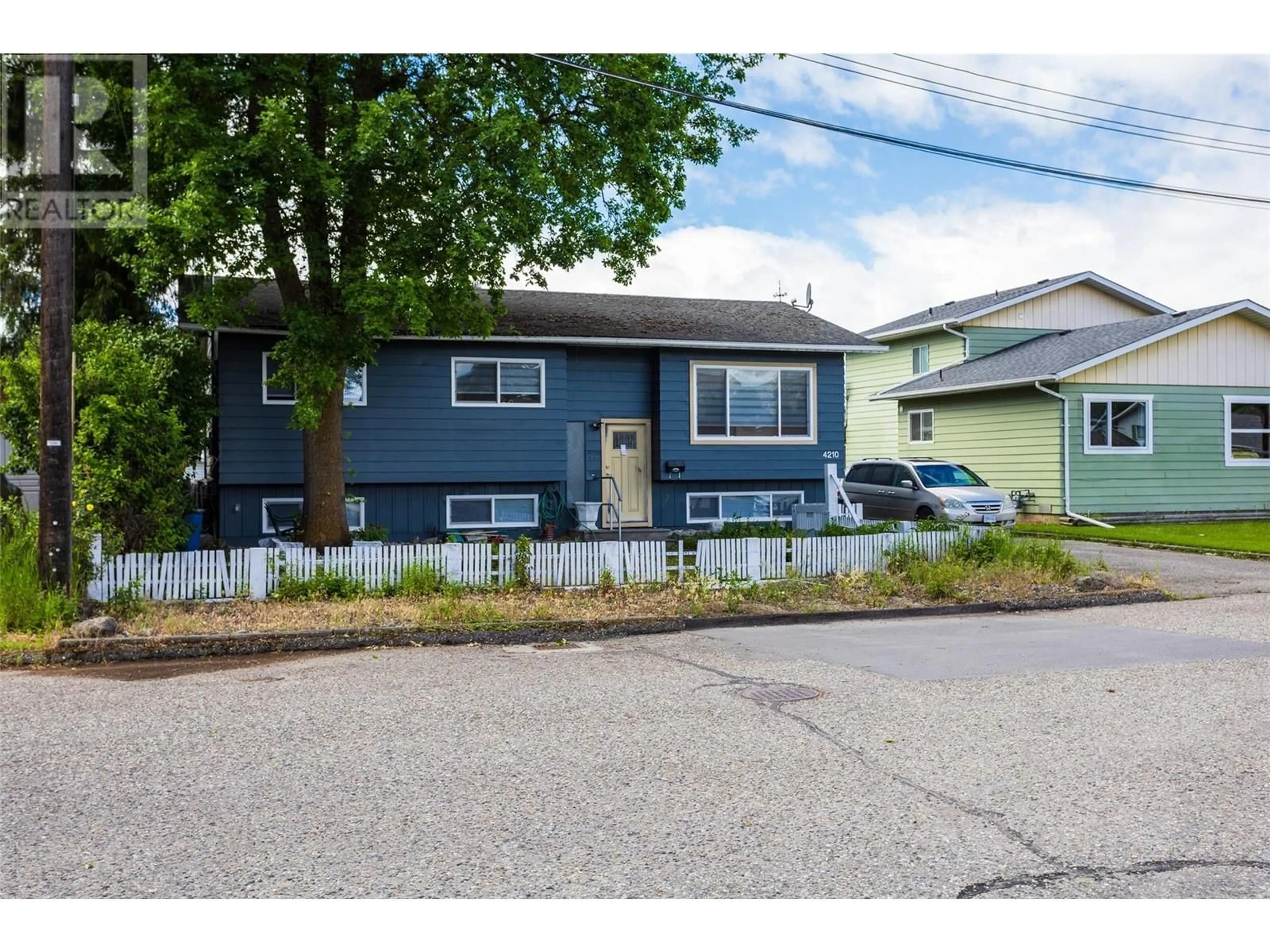 Home with vinyl exterior material, street for 4210 17 AVENUE, Vernon British Columbia V1T7K8
