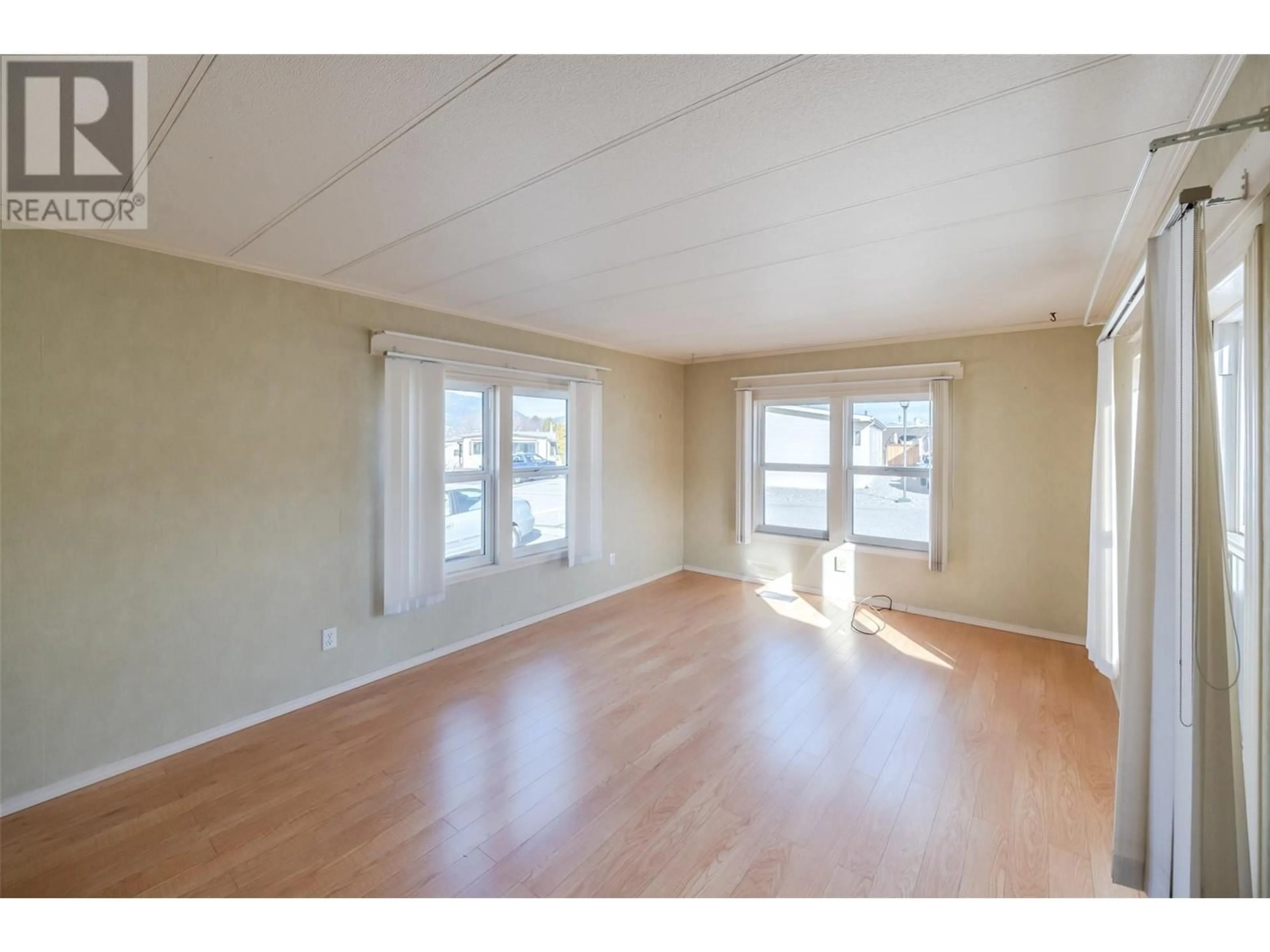 A pic of a room for 98 Okanagan Avenue E Unit# 97, Penticton British Columbia V2A3J5