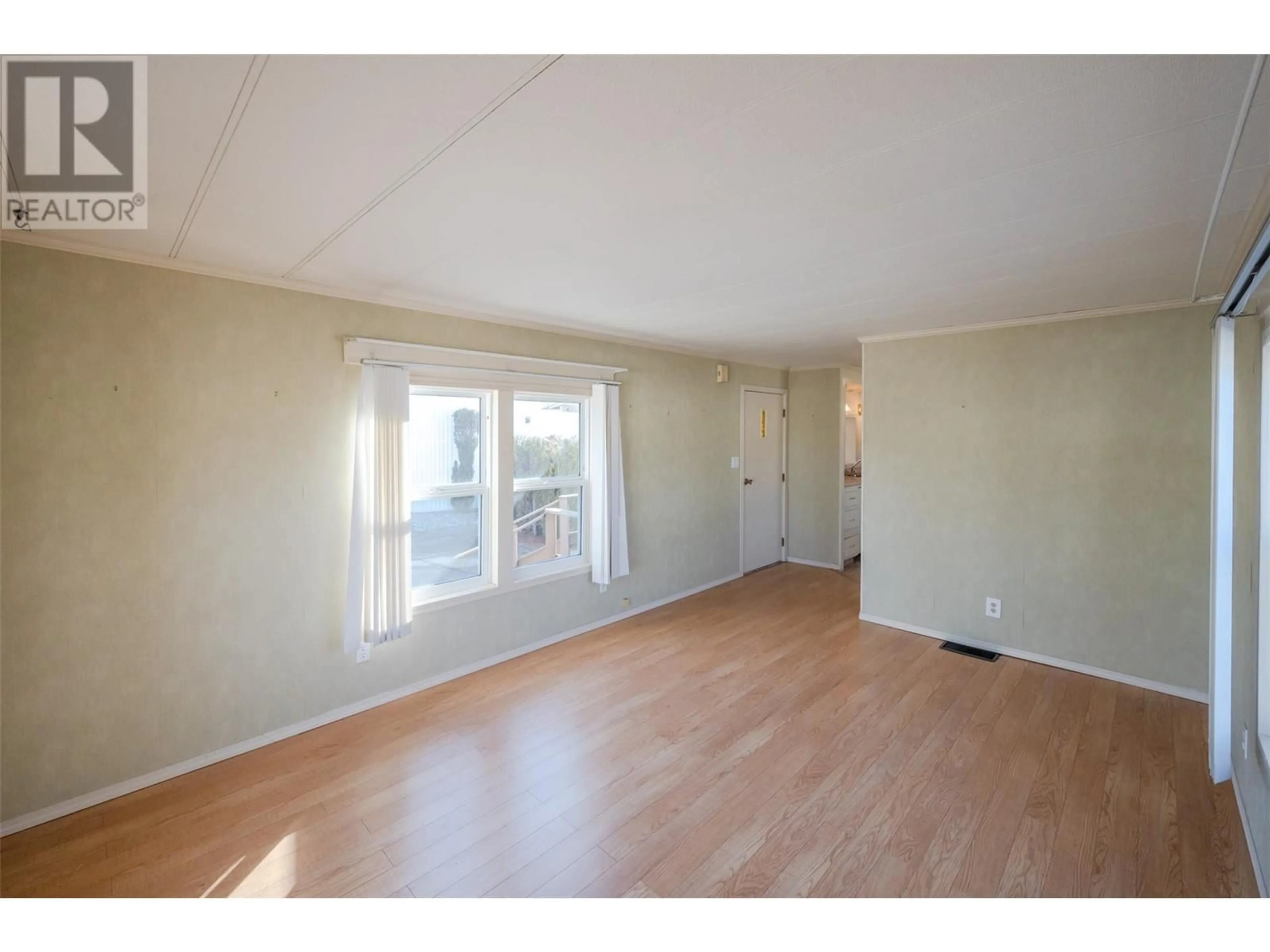 A pic of a room for 98 Okanagan Avenue E Unit# 97, Penticton British Columbia V2A3J5