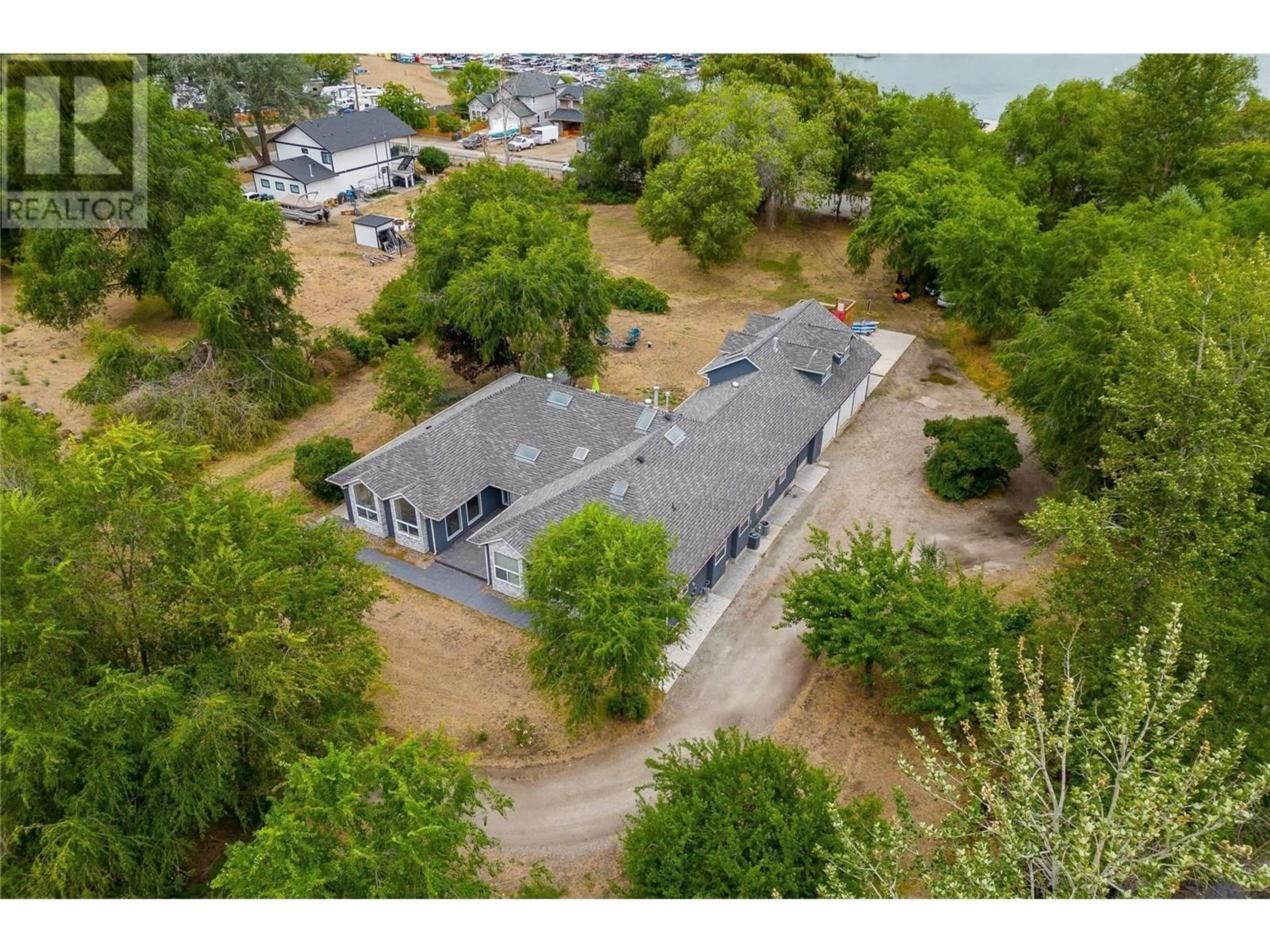 A pic from outside/outdoor area/front of a property/back of a property/a pic from drone, unknown for 11591 TURTLE BAY COURT, Lake Country British Columbia V4V1X9