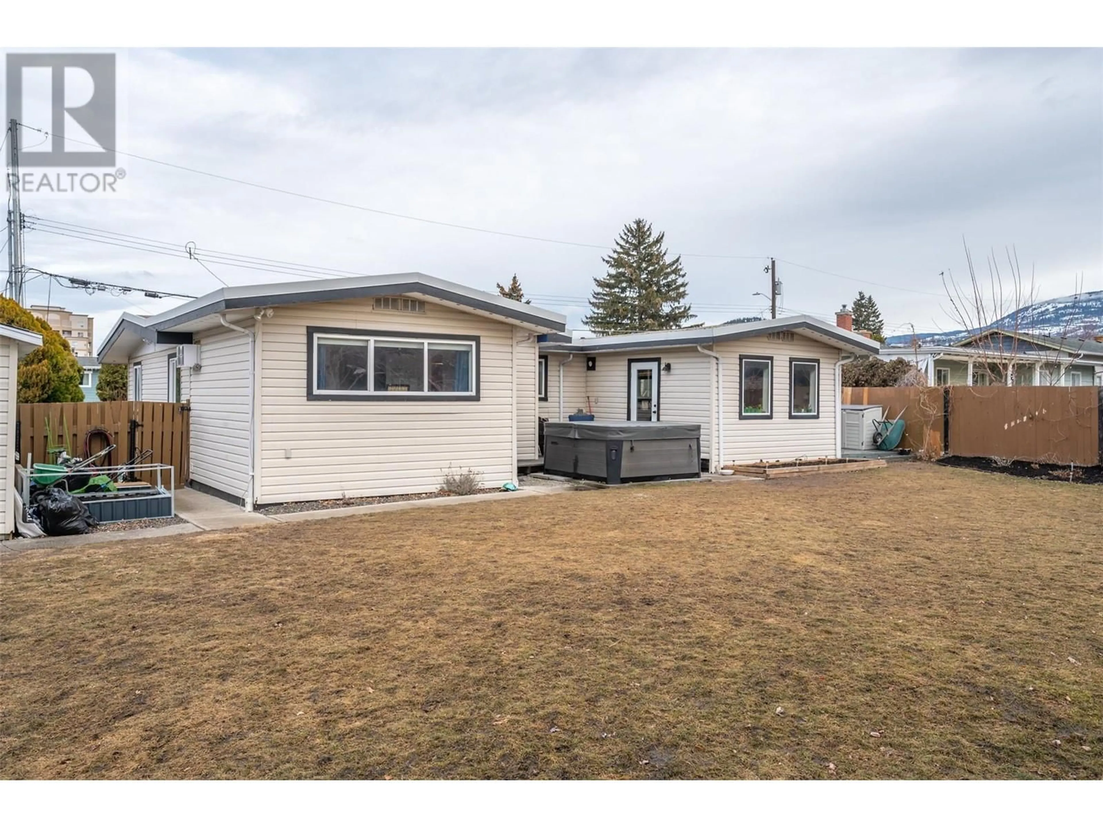 Unknown for 156 MCCULLOCH DRIVE, Penticton British Columbia V2A3P7