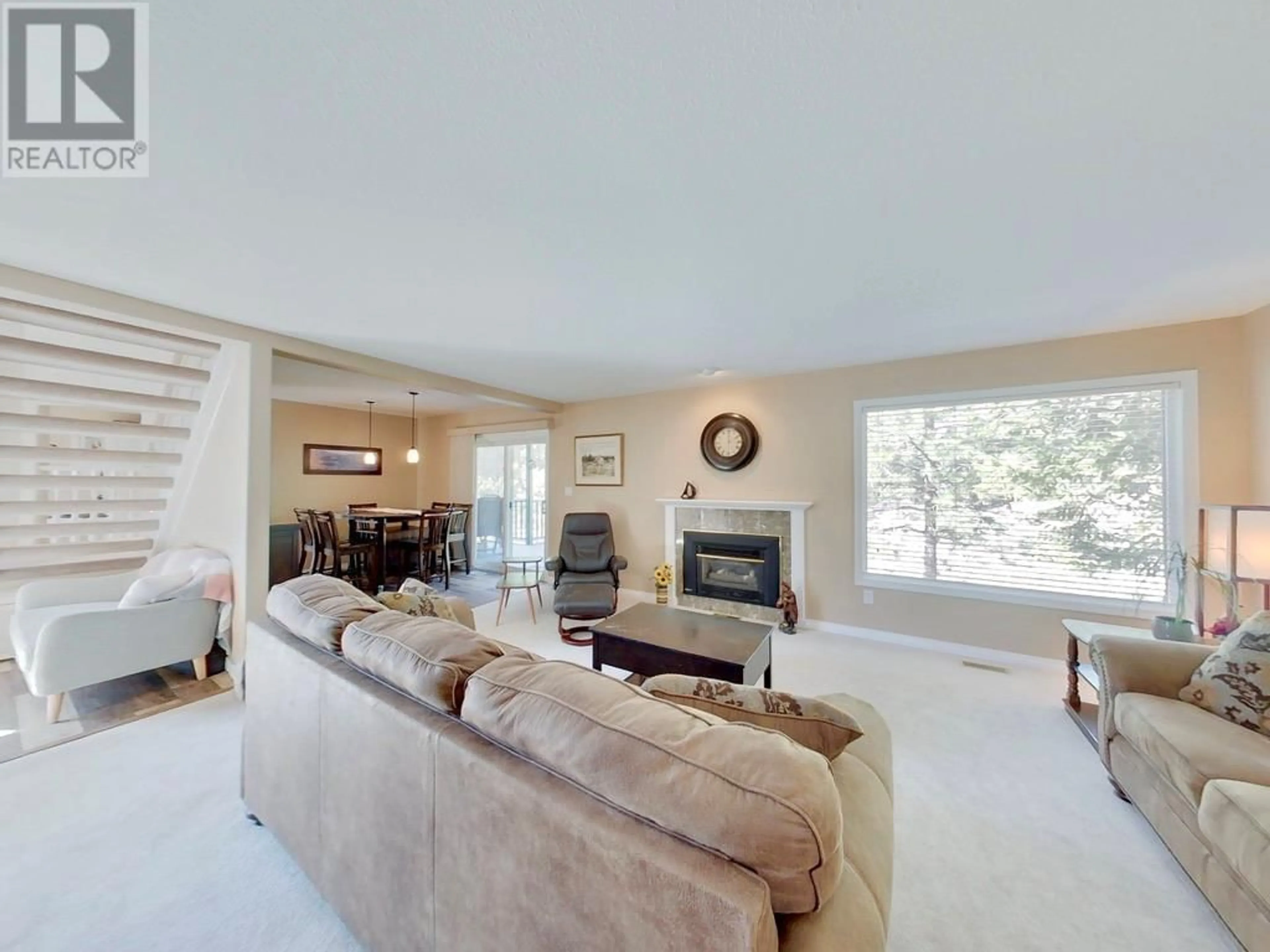 Living room with furniture, unknown for 107 EAGLE DRIVE, Kaleden British Columbia V0H1K0