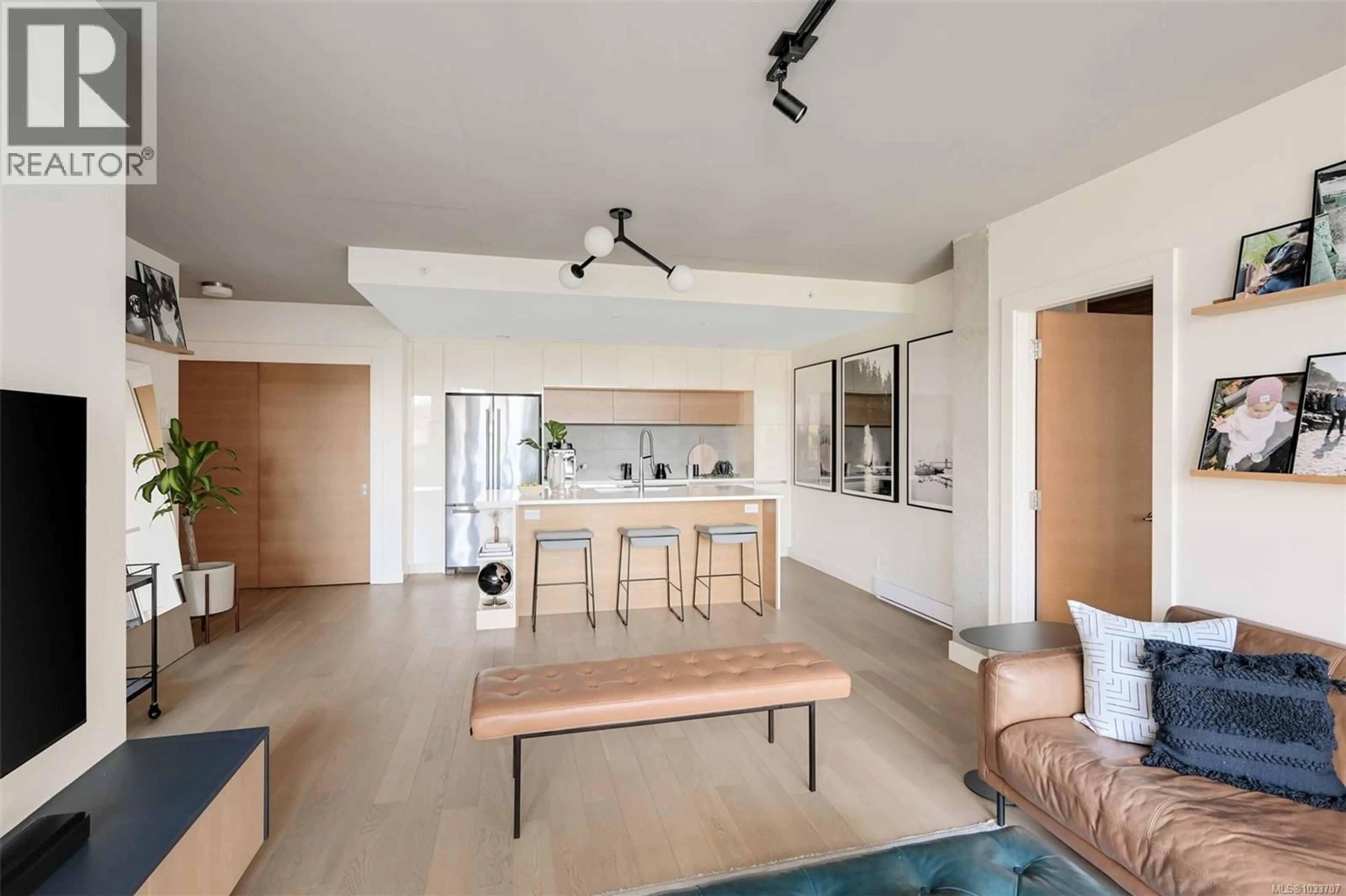 Open concept kitchen, unknown for 301 - 989 JOHNSON STREET, Victoria British Columbia V8V0E3