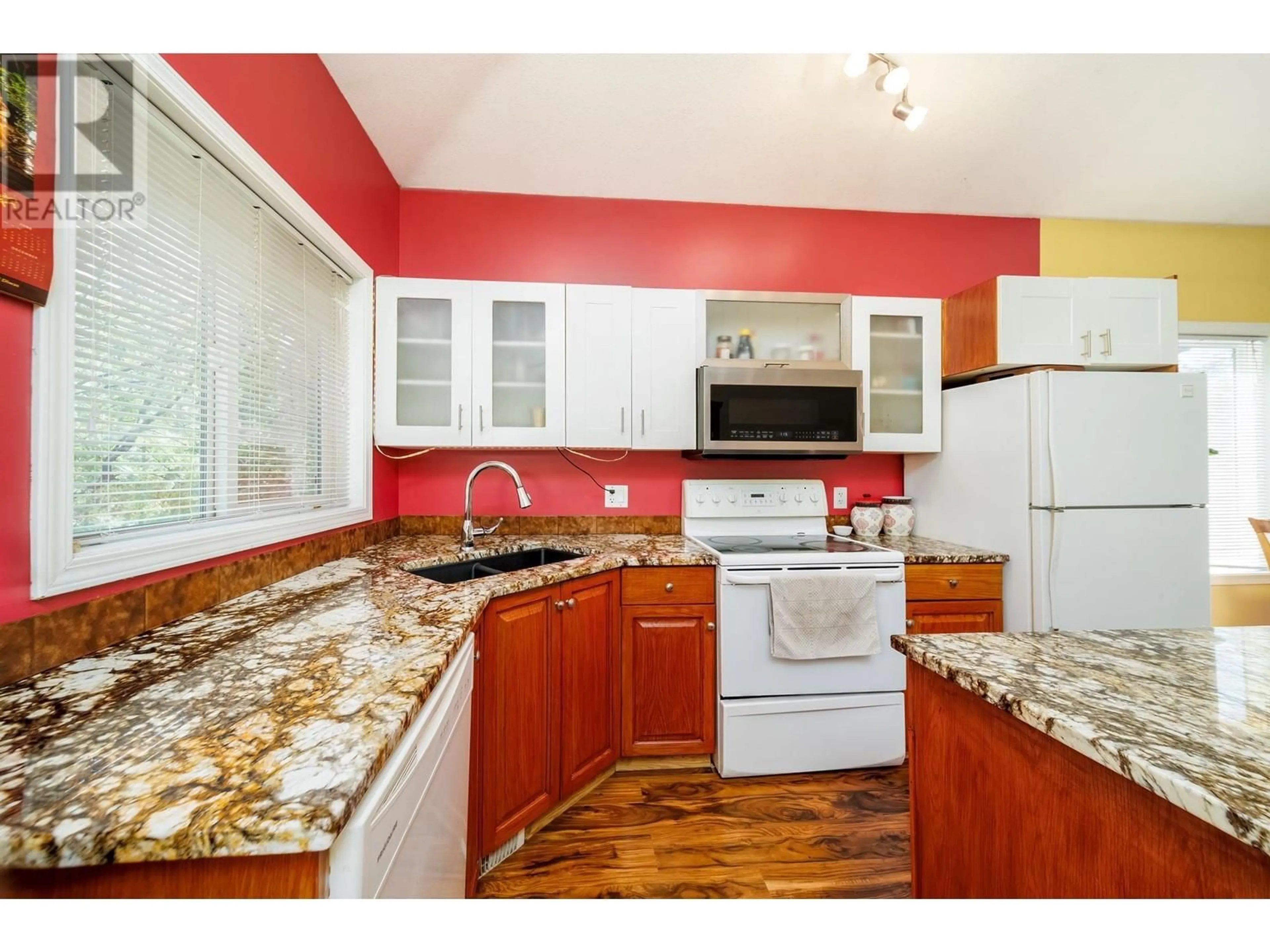 Standard kitchen, unknown for 2066 ROSEFIELD DRIVE, West Kelowna British Columbia V1Z3Y8