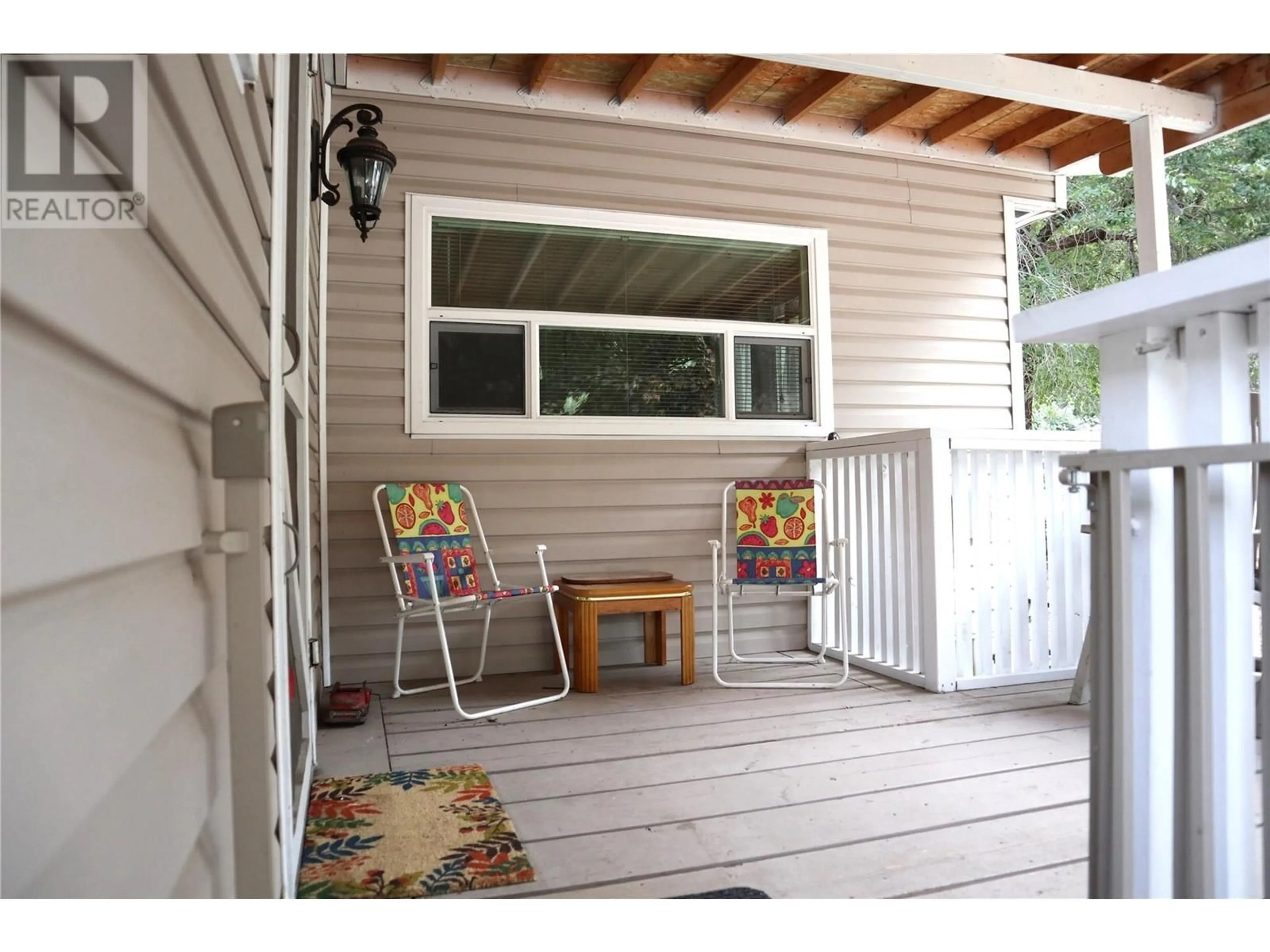 Patio, street for 1 - 1514 HWY 3A OTHER, Olalla British Columbia V0X1N6