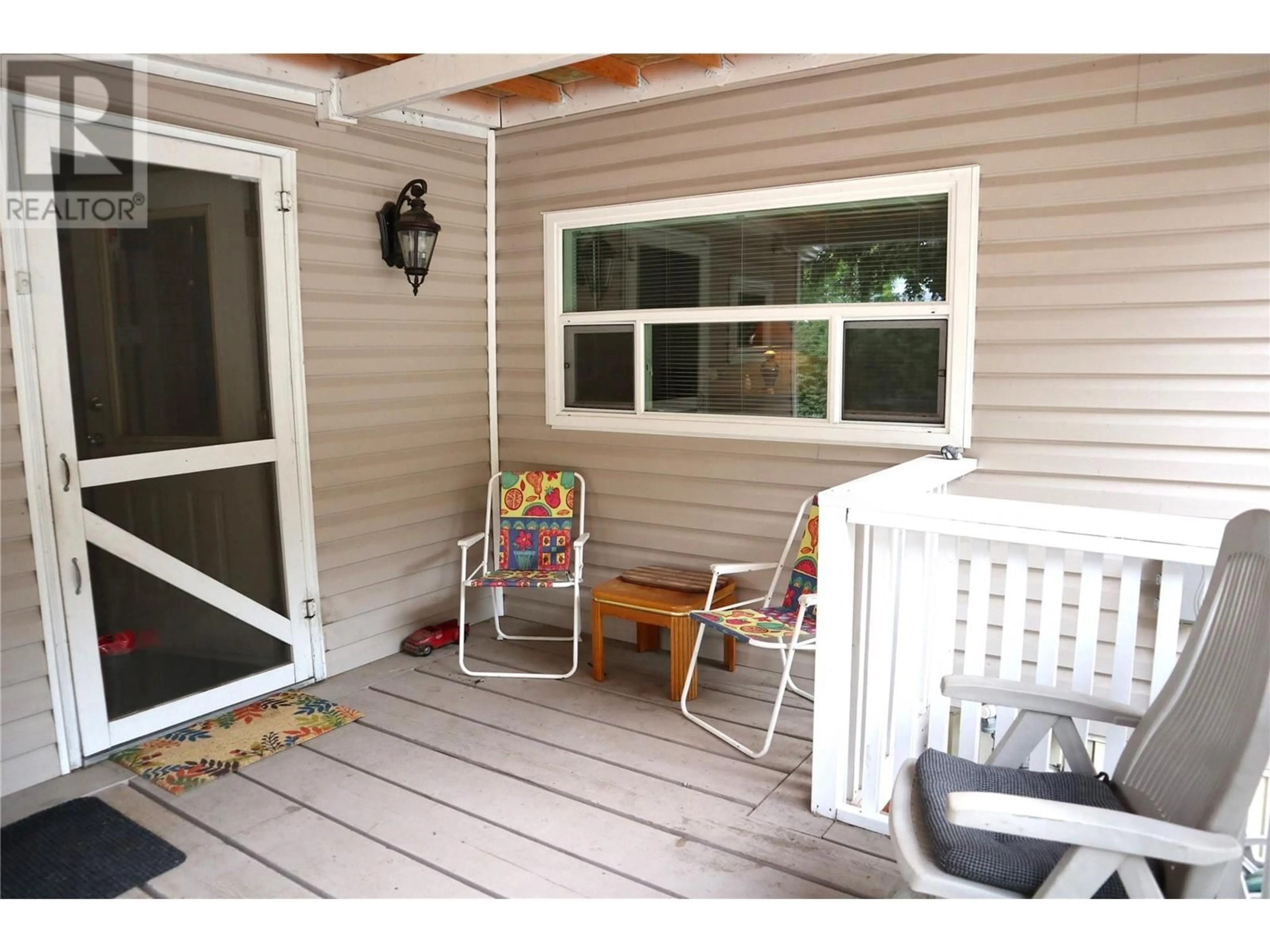 Patio, unknown for 1 - 1514 HWY 3A OTHER, Olalla British Columbia V0X1N6