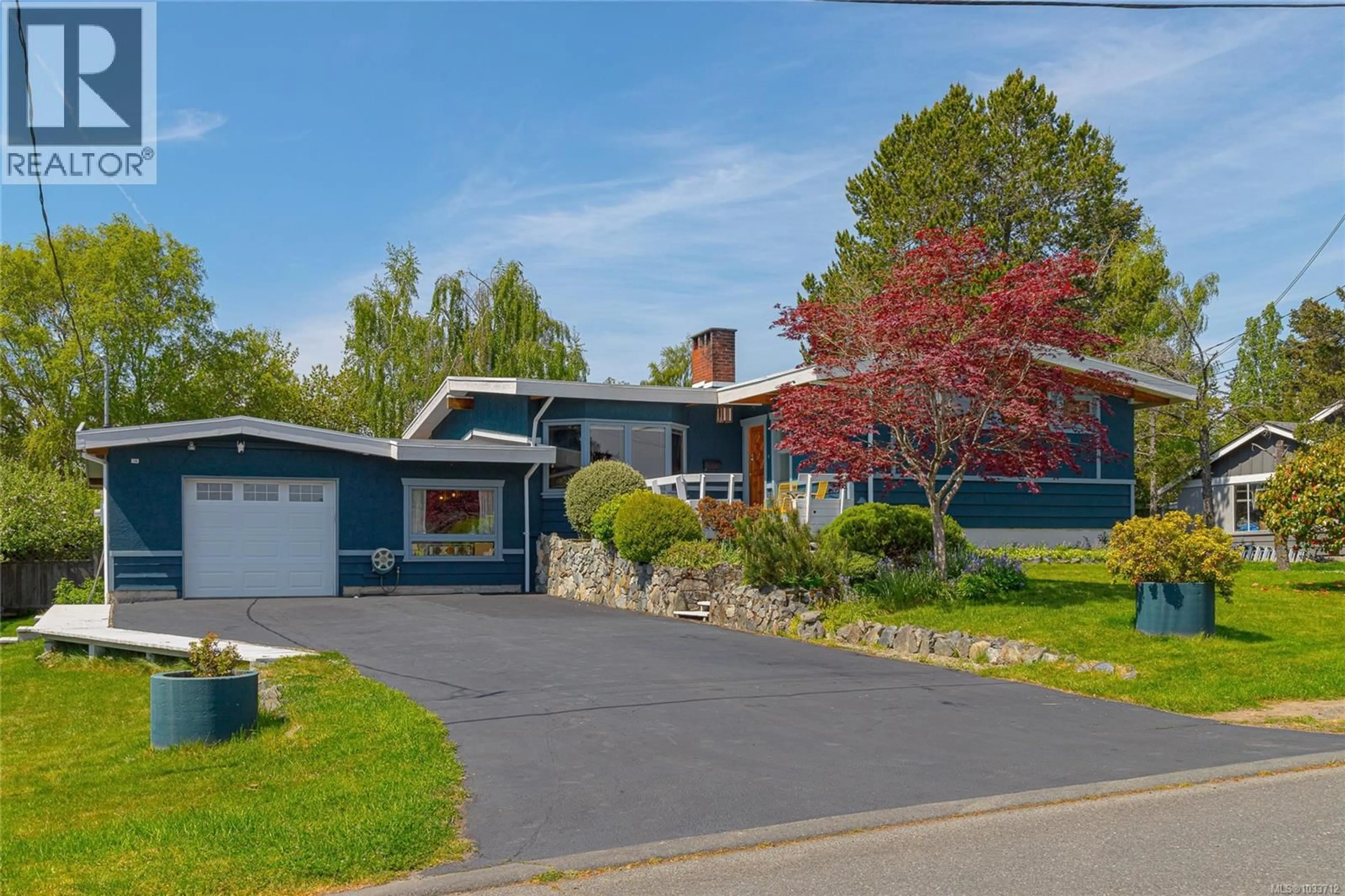Unknown for 4348 HARDER ROAD, Saanich British Columbia V8Z5L4