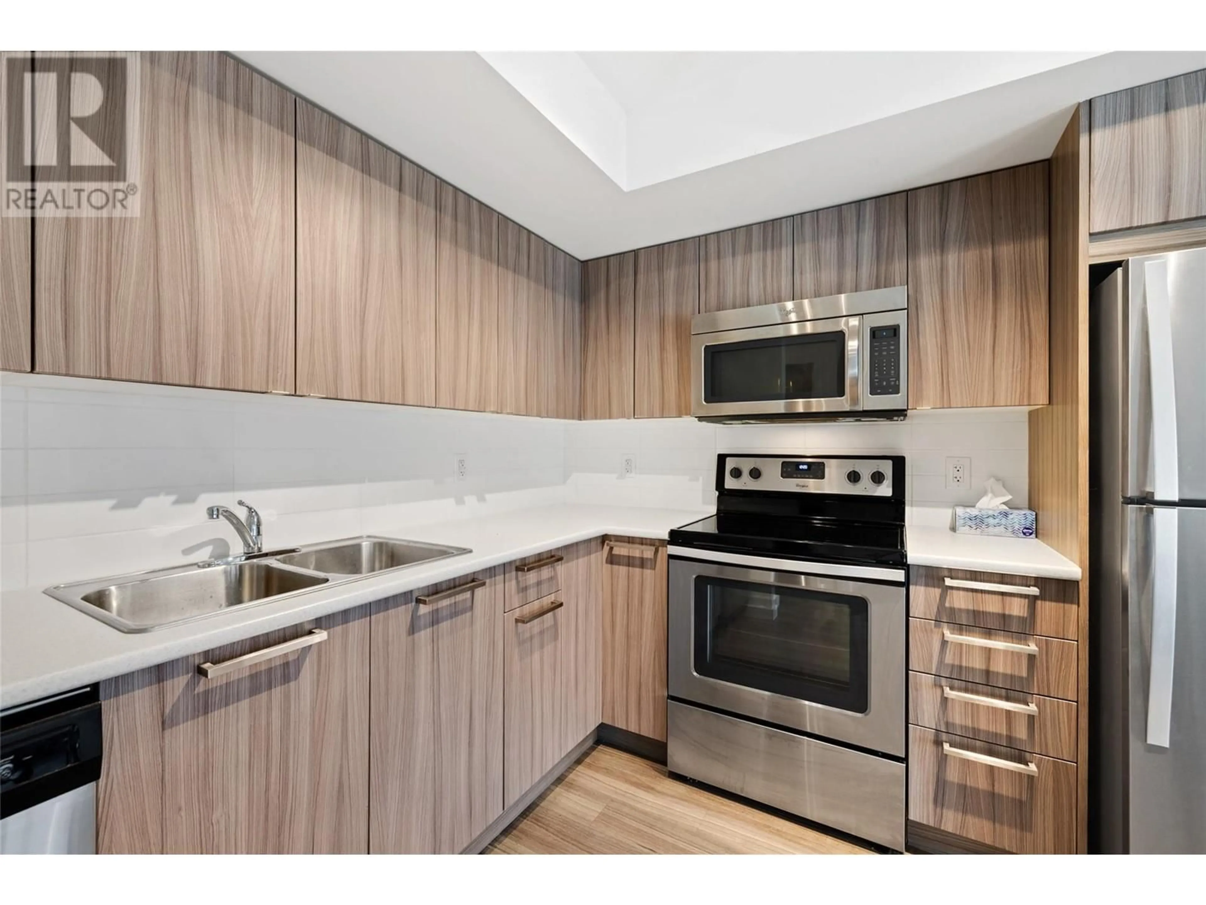 Standard kitchen, unknown for 111 - 883 ACADEMY WAY, Kelowna British Columbia V1V0A3