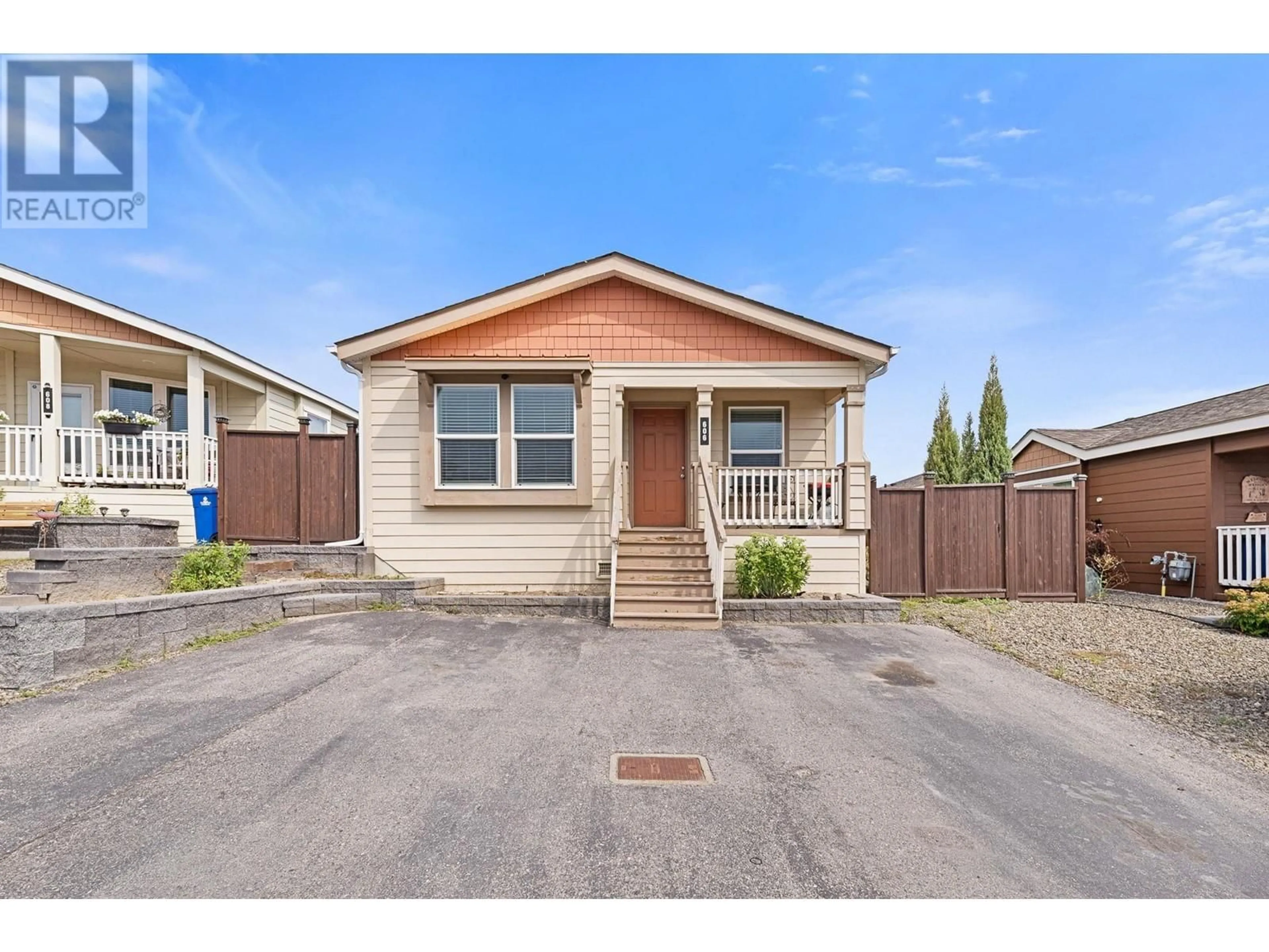 Home with vinyl exterior material, street for 606 - 2440 OLD OKANAGAN HIGHWAY, West Kelowna British Columbia V4T3A3