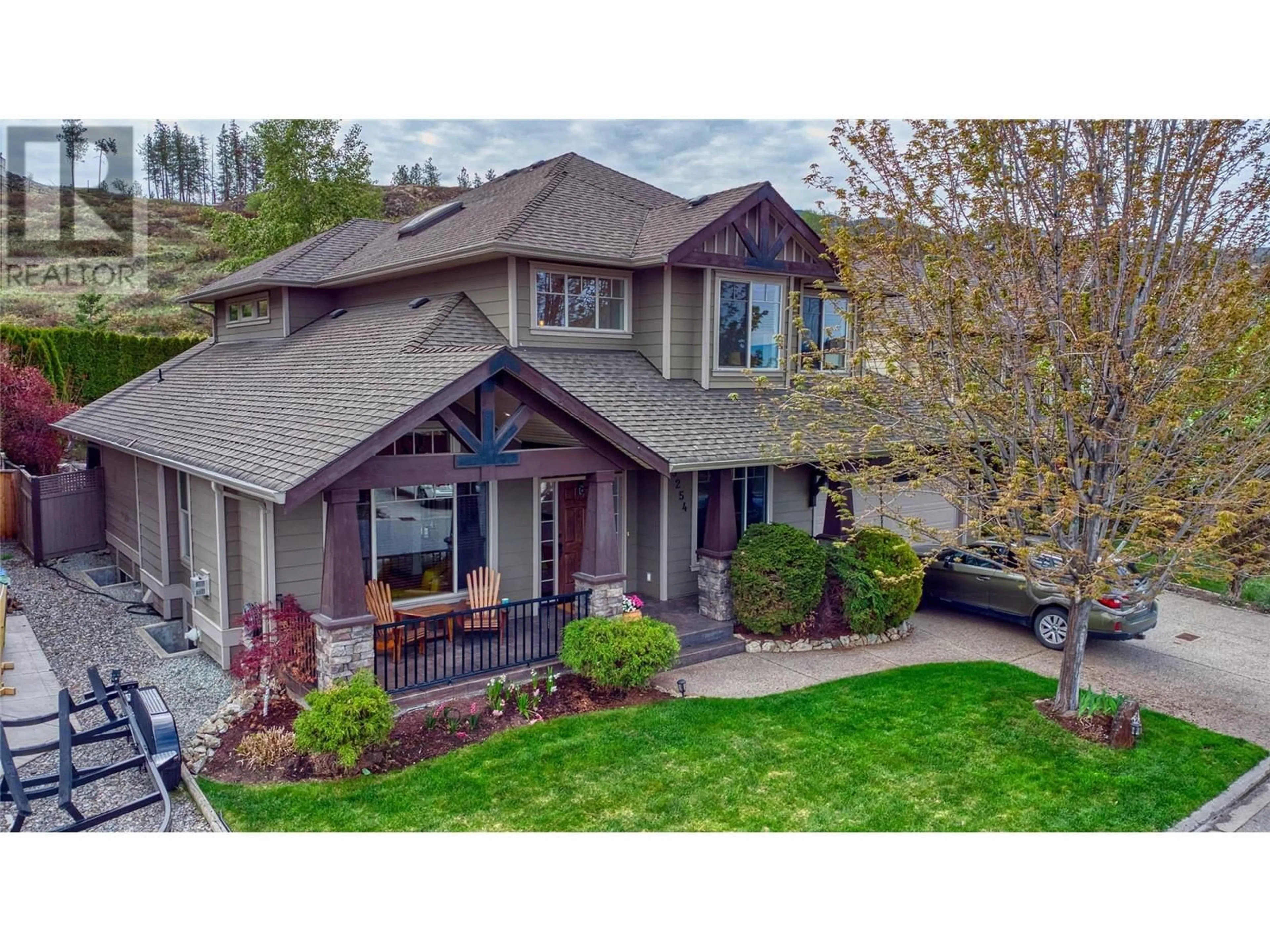 A pic from outside/outdoor area/front of a property/back of a property/a pic from drone, unknown for 5254 Cobble Crescent, Kelowna British Columbia V1W5C3