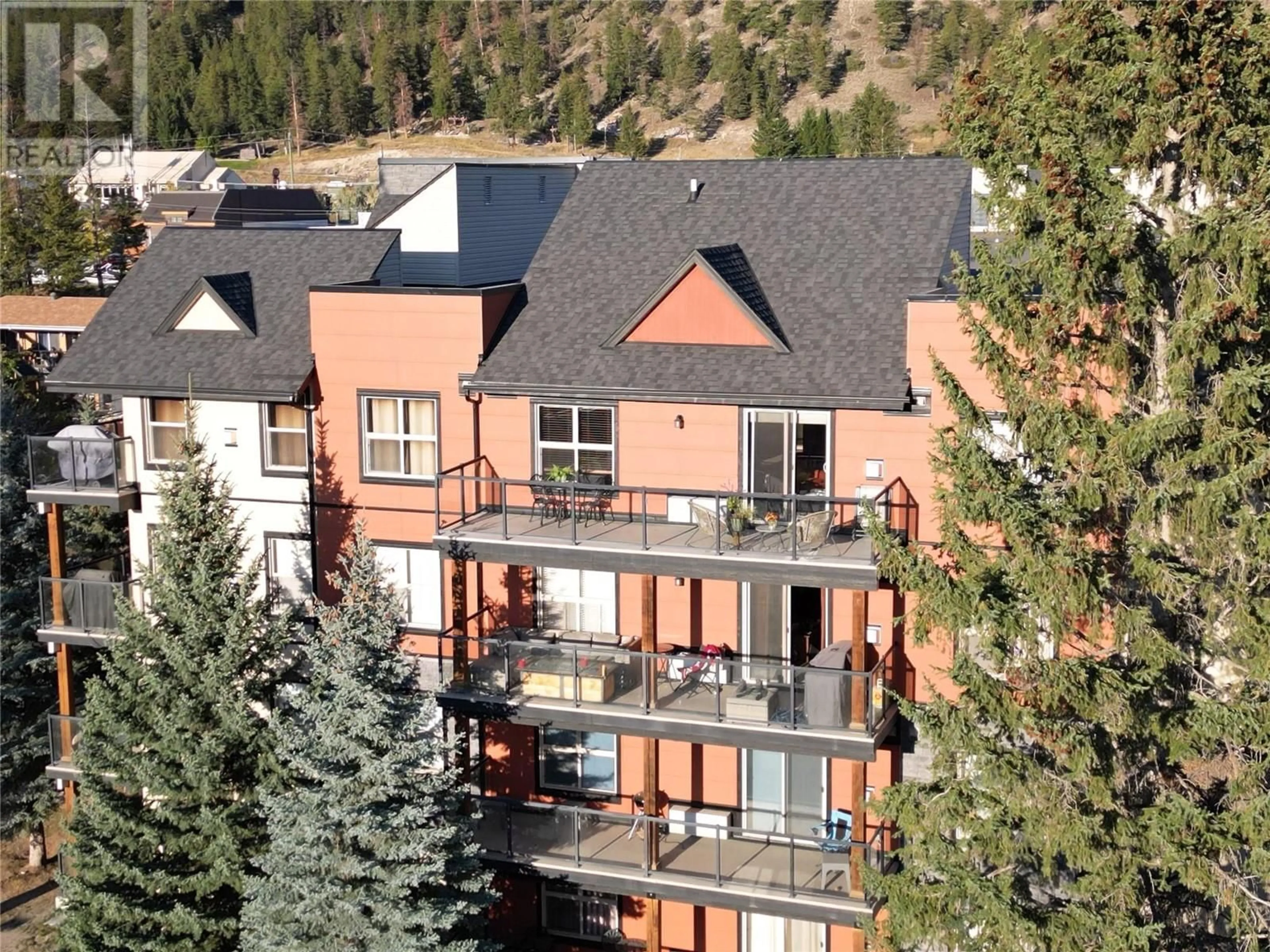 A pic from outside/outdoor area/front of a property/back of a property/a pic from drone, unknown for 210 - 4884 STANLEY STREET, Radium Hot Springs British Columbia V0A1M0