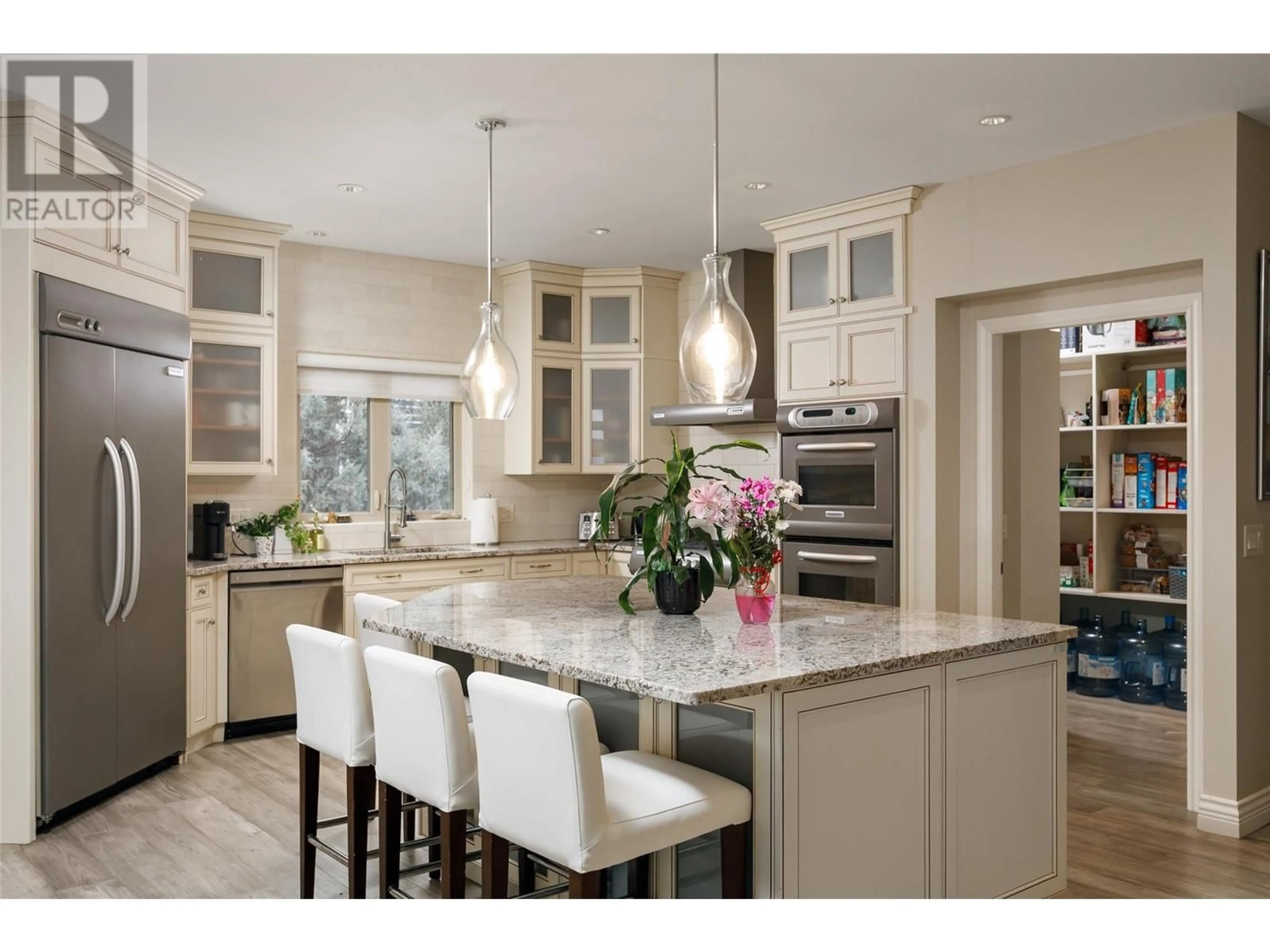 Open concept kitchen, unknown for 4828 CARMEL Crescent, Kelowna British Columbia V1W5B9