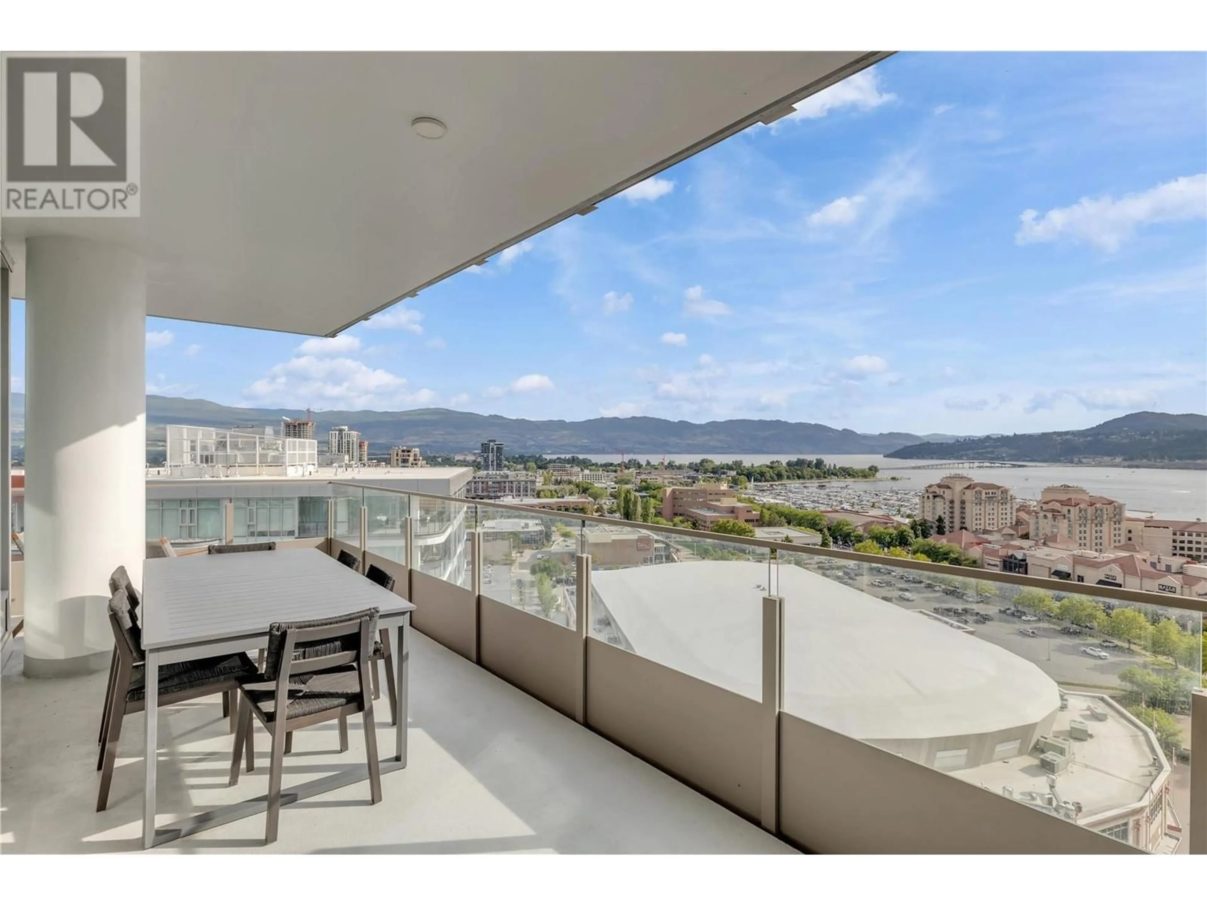 Balcony in the apartment, water/lake/river/ocean view for 1191 Sunset Drive Unit# 1603, Kelowna British Columbia V1Y0J4