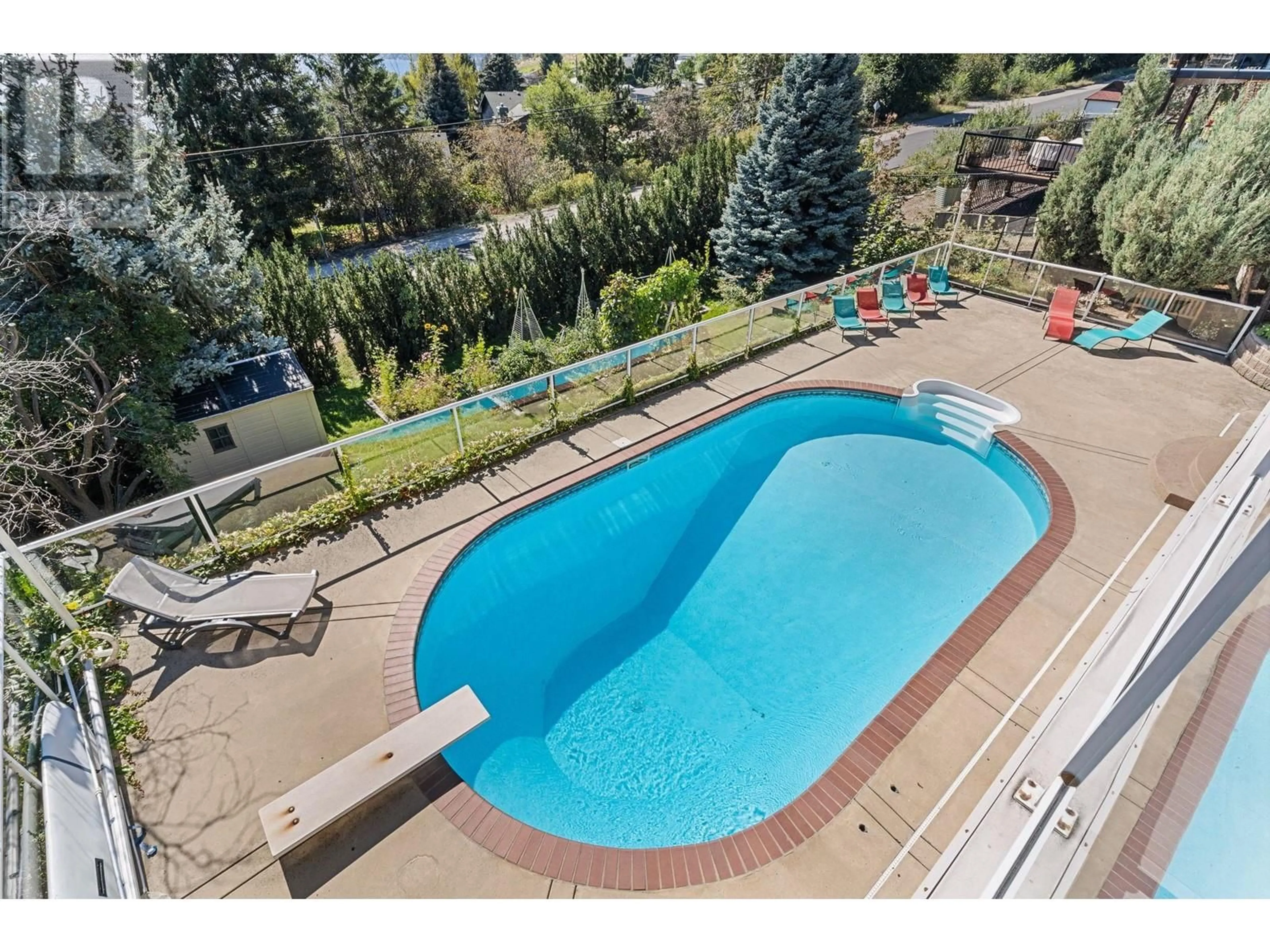 Pool for 6097 Beatrice Road, Peachland British Columbia V0H1X4