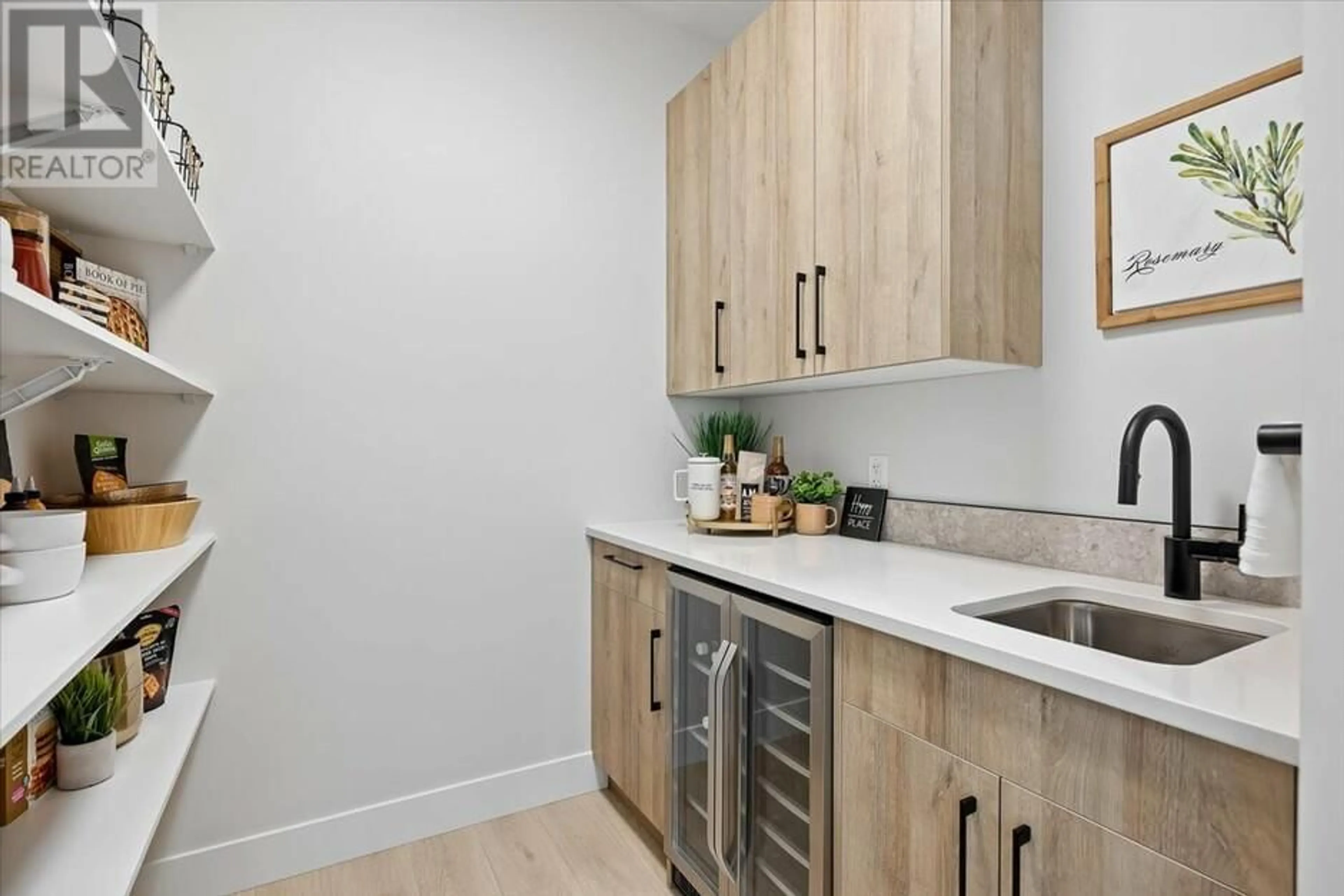 Standard kitchen, wood/laminate floor for 1165 LONE PINE DRIVE, Kelowna British Columbia V1P0A5