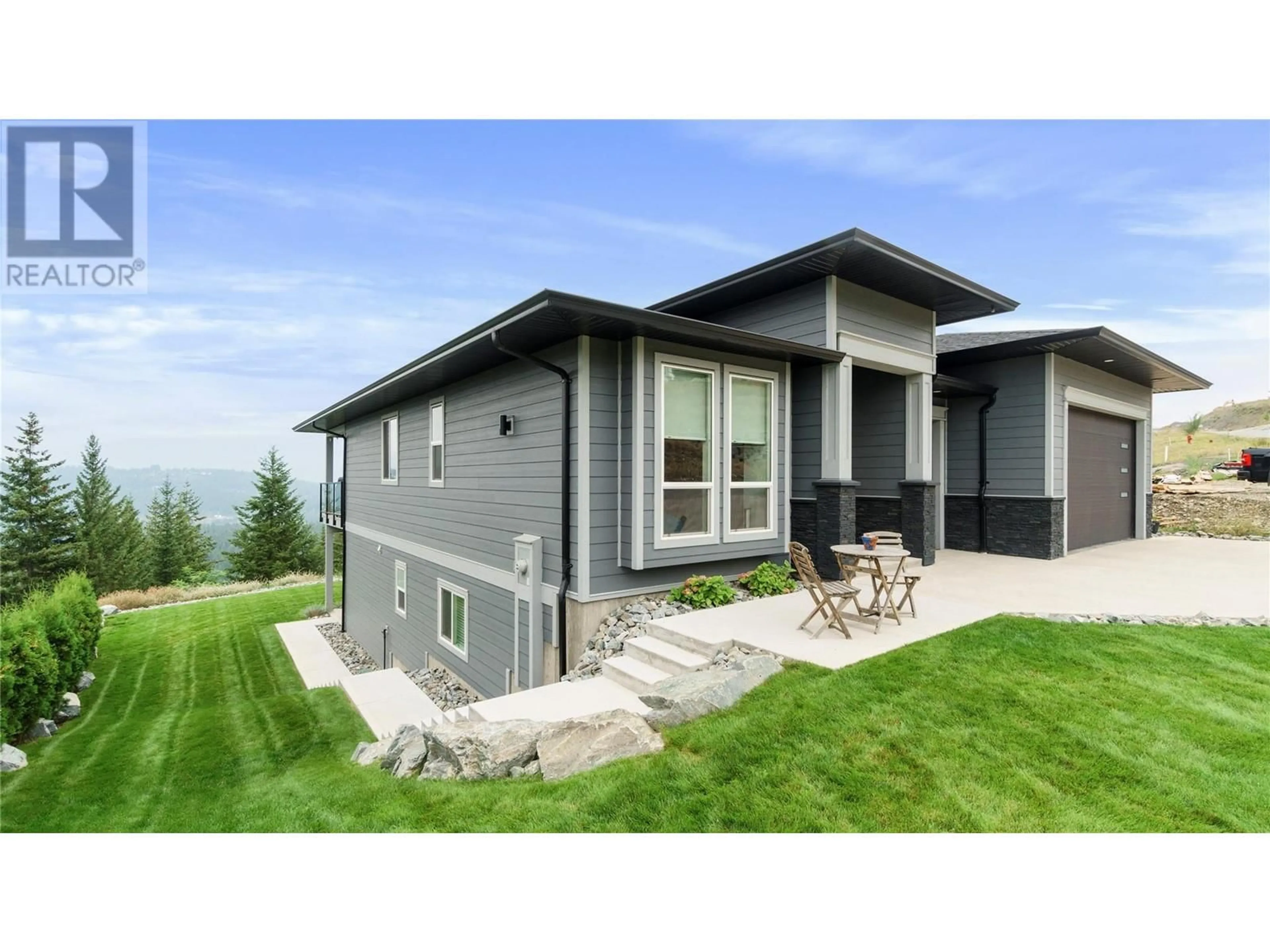 Home with vinyl exterior material, unknown for 2510 HIGHLANDS DRIVE, Blind Bay British Columbia V0E1H2
