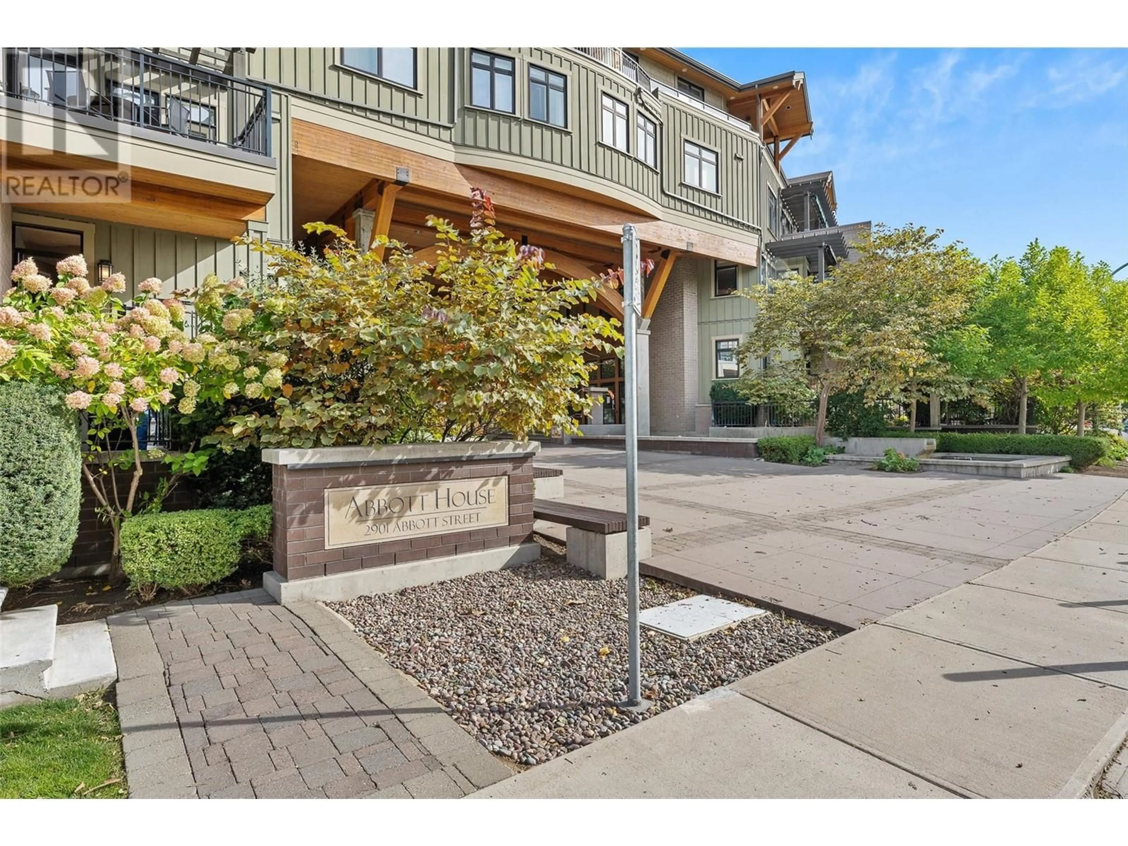 Unknown for 402 - 2901 ABBOTT STREET, Kelowna British Columbia V1Y1G7