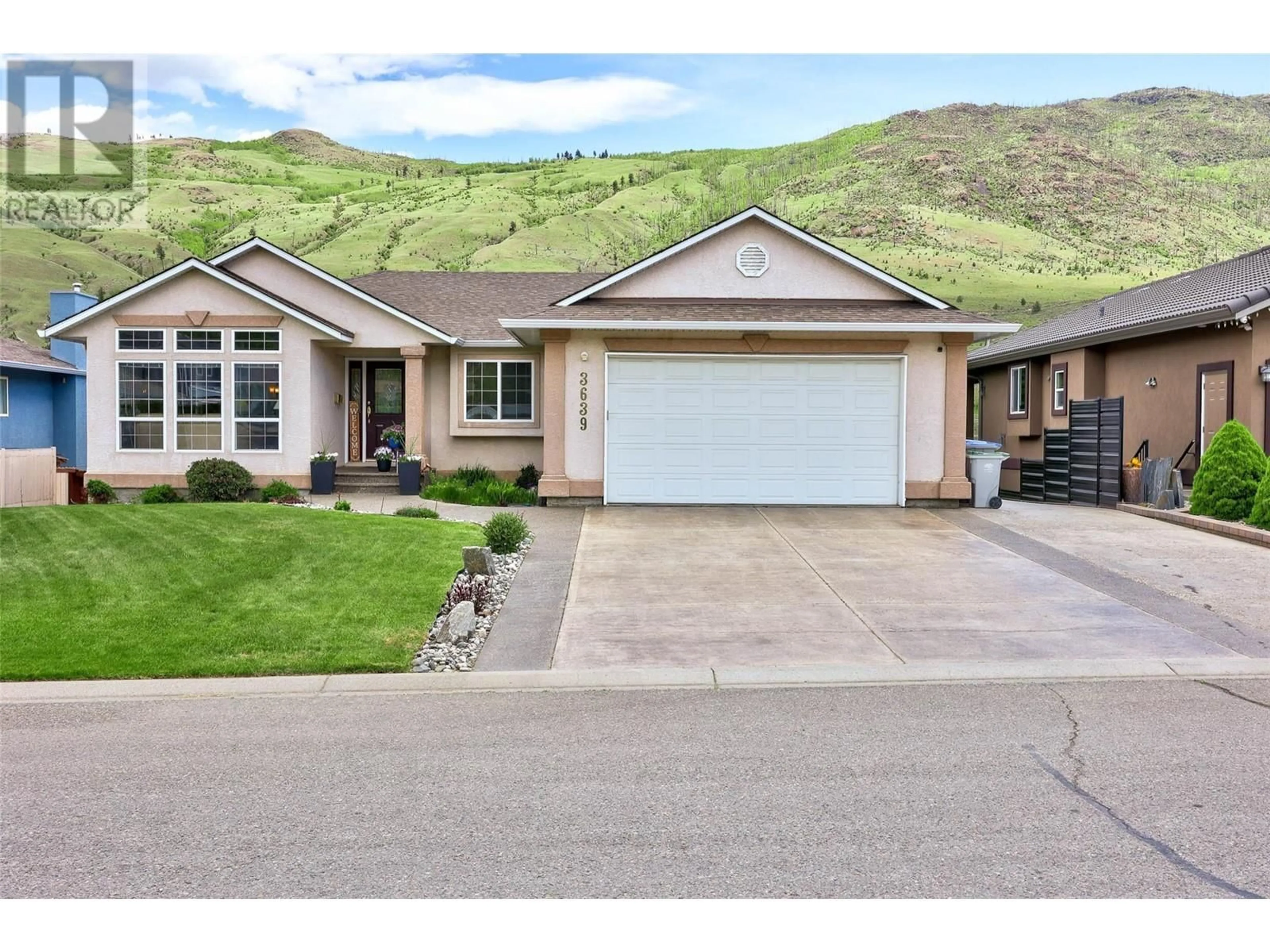 Home with vinyl exterior material, street for 3639 OVERLANDER DRIVE, Kamloops British Columbia V2B8L7