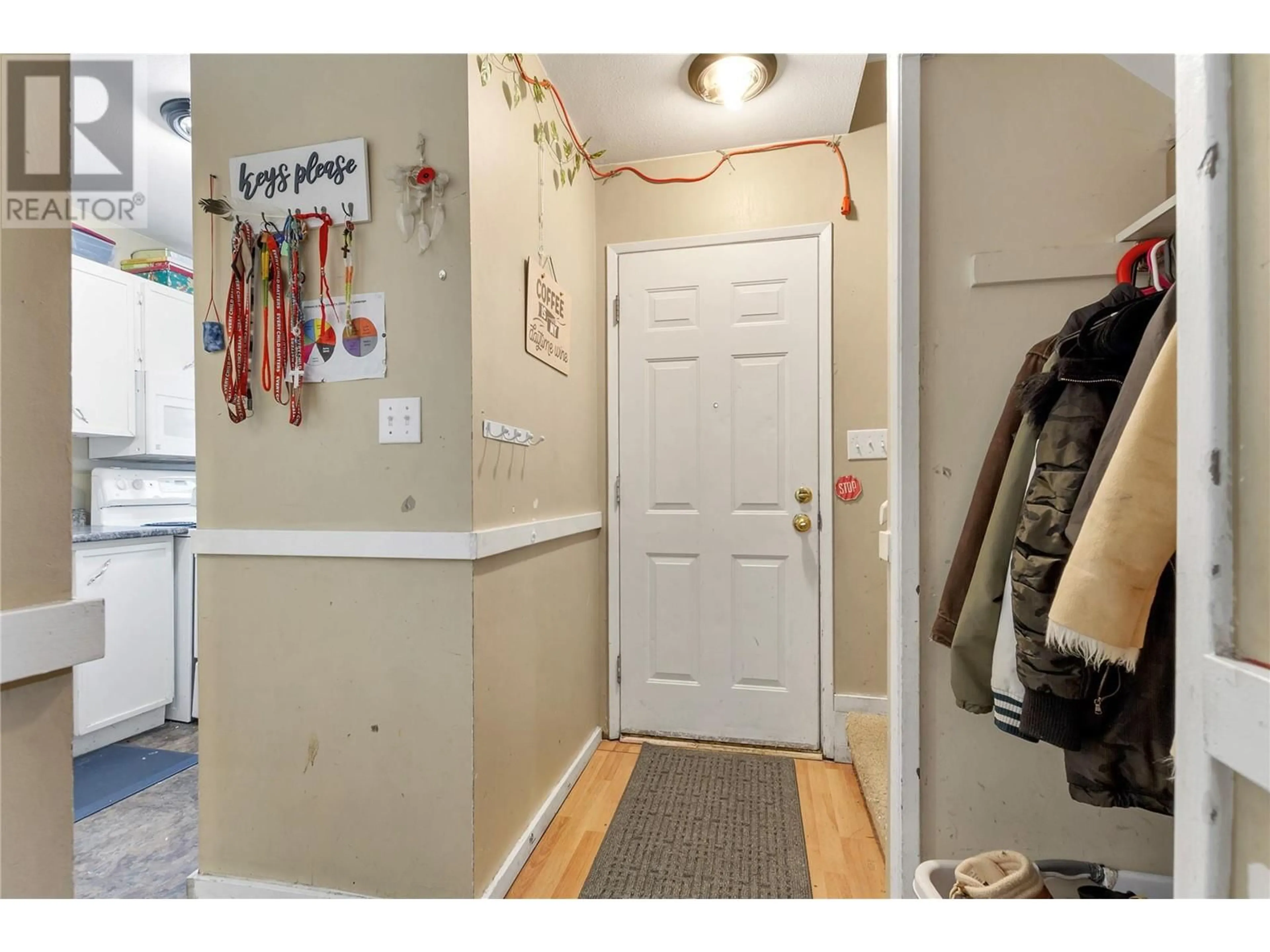 Indoor entryway for 21 - 1809 40 AVENUE, Vernon British Columbia V1T7X4