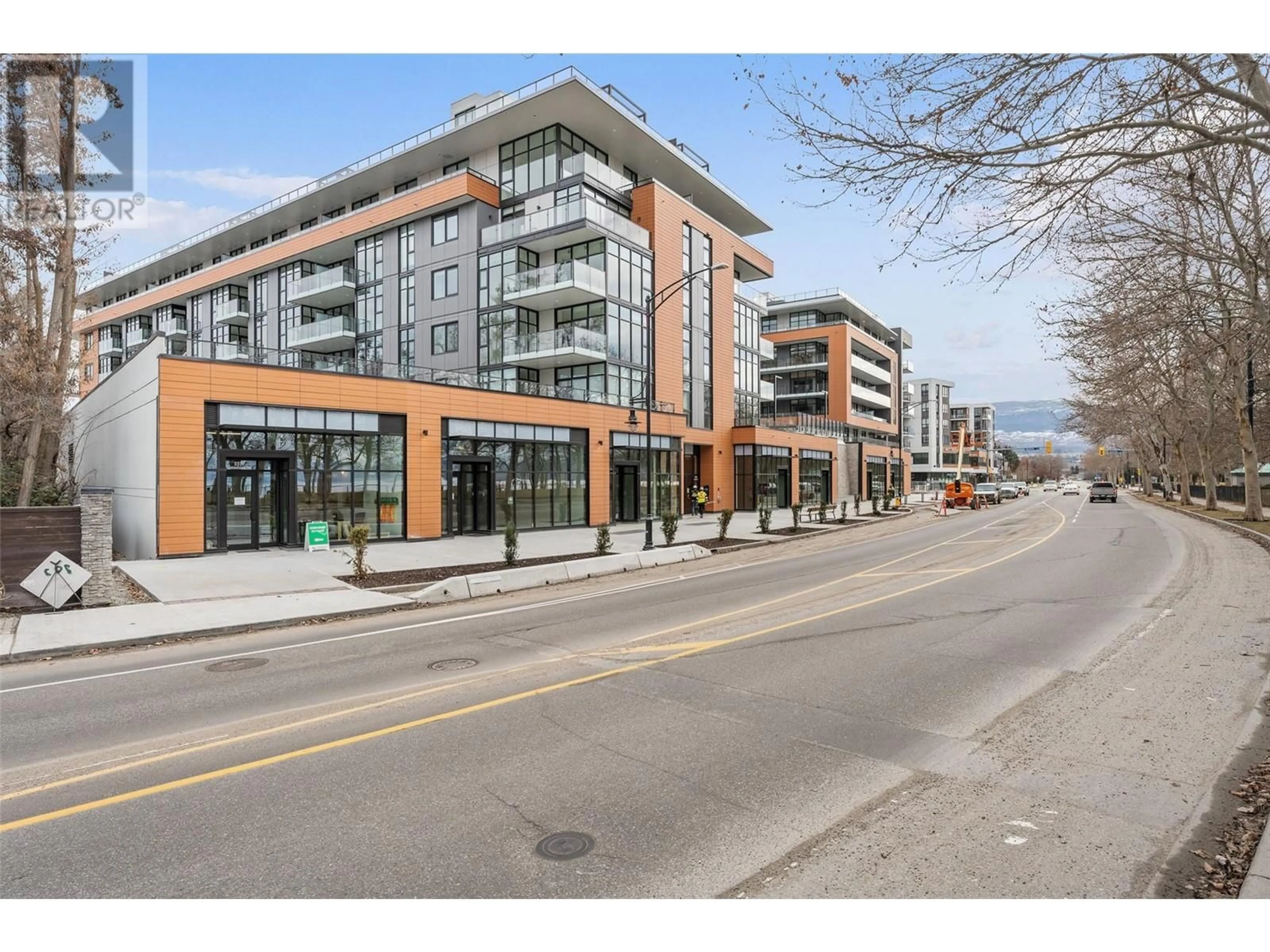 Unknown for 605 - 3389 LAKESHORE ROAD, Kelowna British Columbia V1W0G5