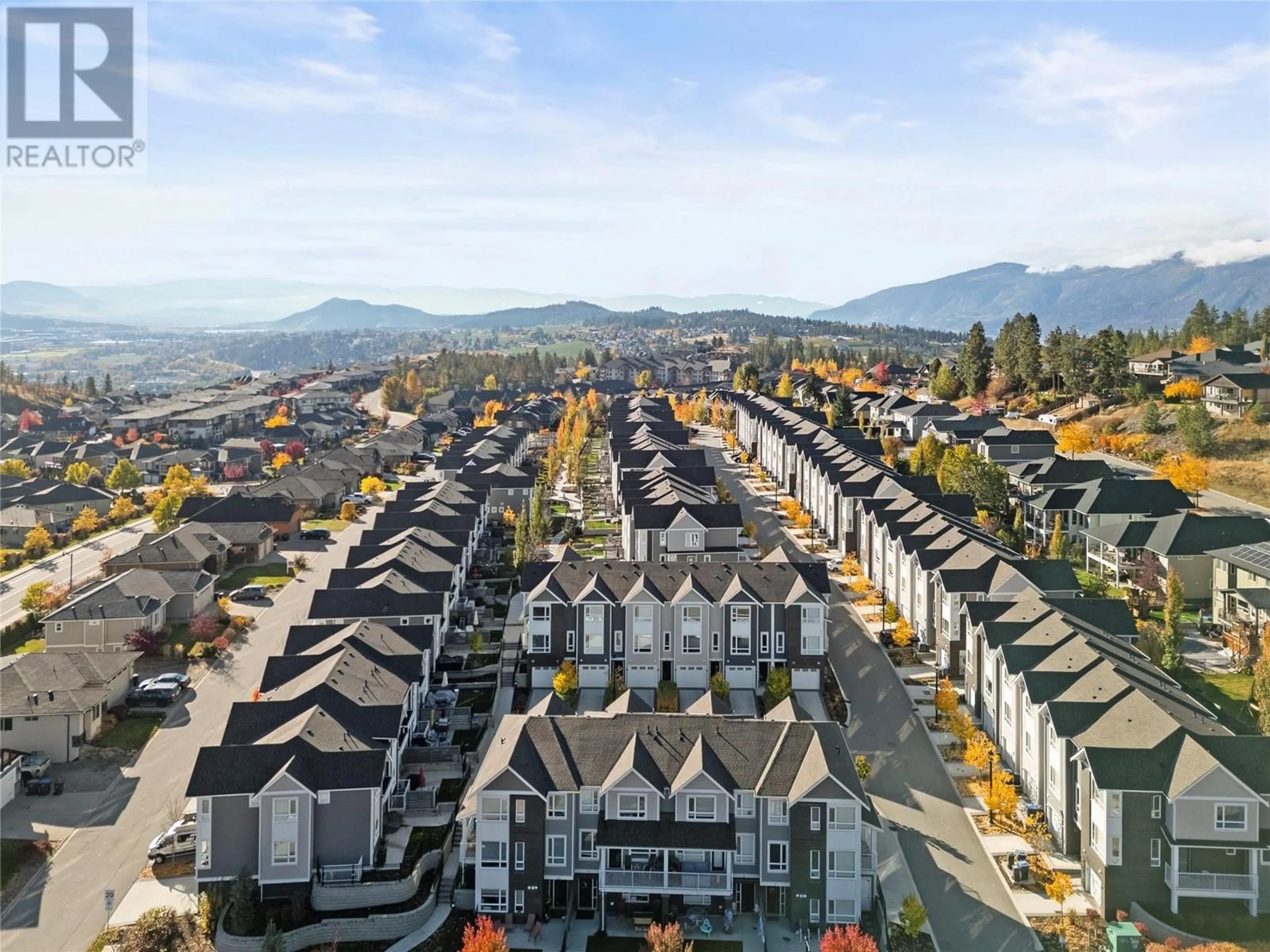 A pic from outside/outdoor area/front of a property/back of a property/a pic from drone, mountain view for 26 - 13098 SHORELINE WAY, Lake Country British Columbia V4V0A8
