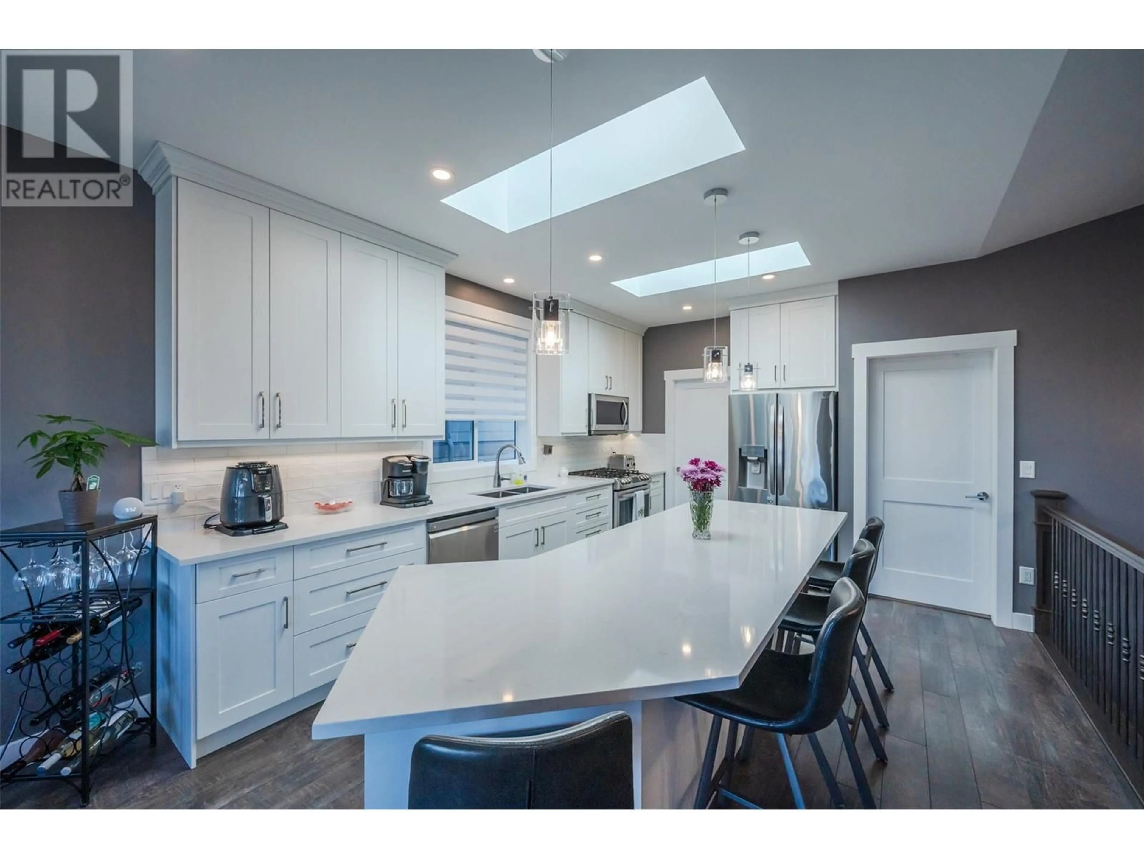 Contemporary kitchen, ceramic/tile floor for 121 TIMBERSTONE PLACE, Penticton British Columbia V2A0B5