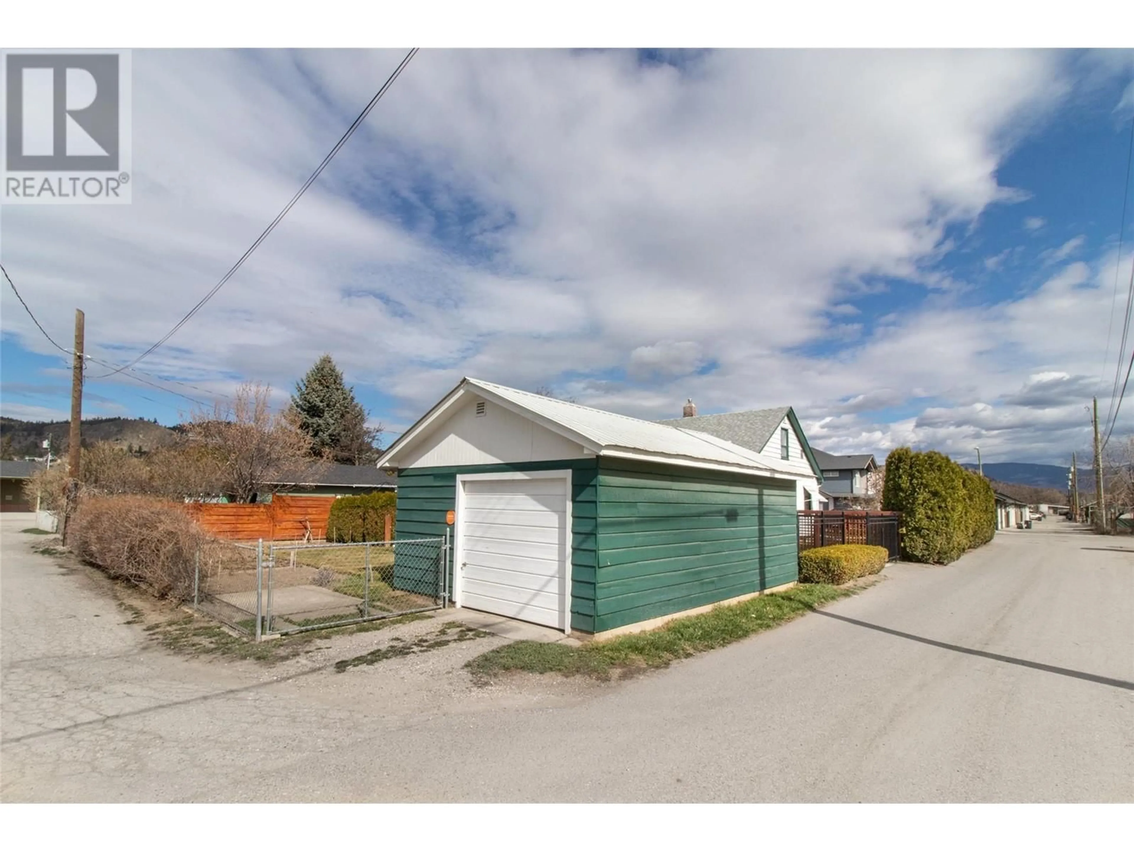Unknown for 1408 GRAHAM STREET, Kelowna British Columbia V1Y3A8