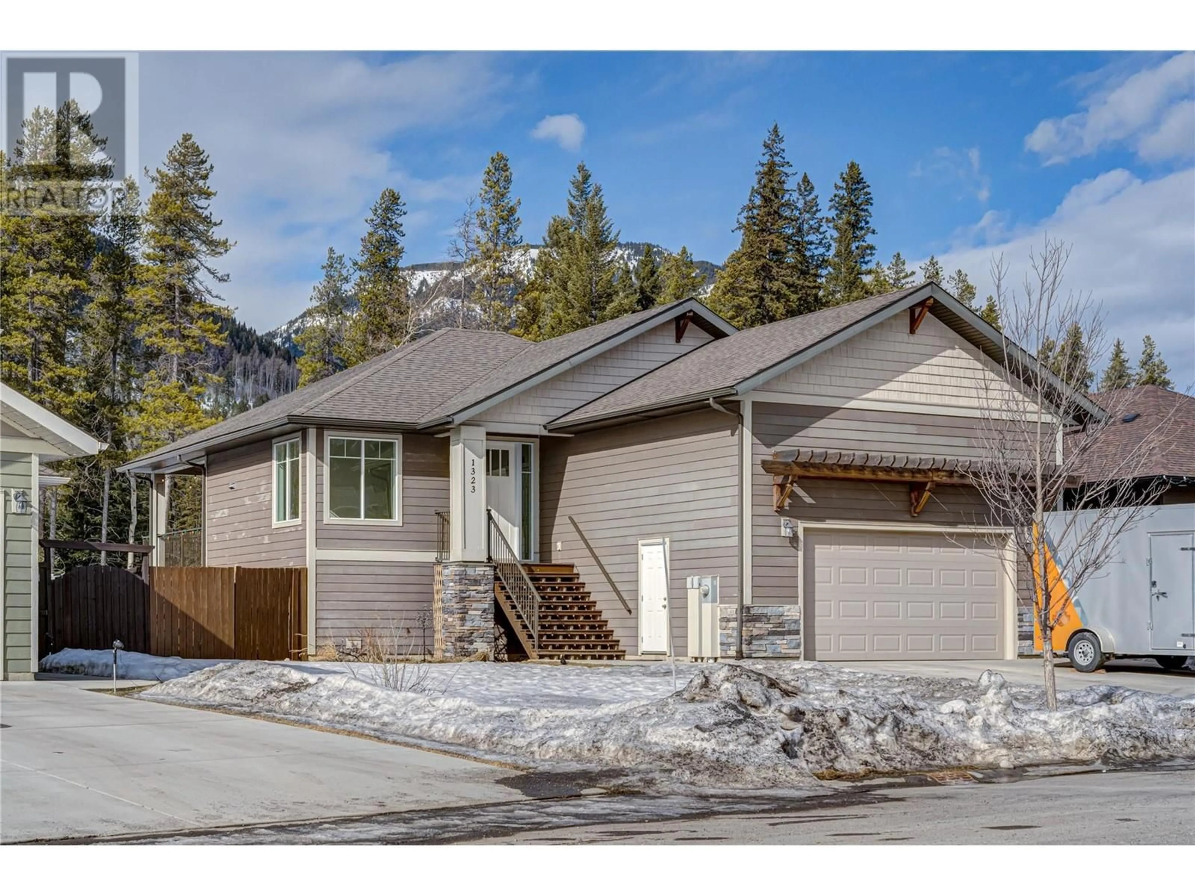 Home with vinyl exterior material, street for 1323 CHERRYWOOD BOULEVARD, Sparwood British Columbia V0B2G2