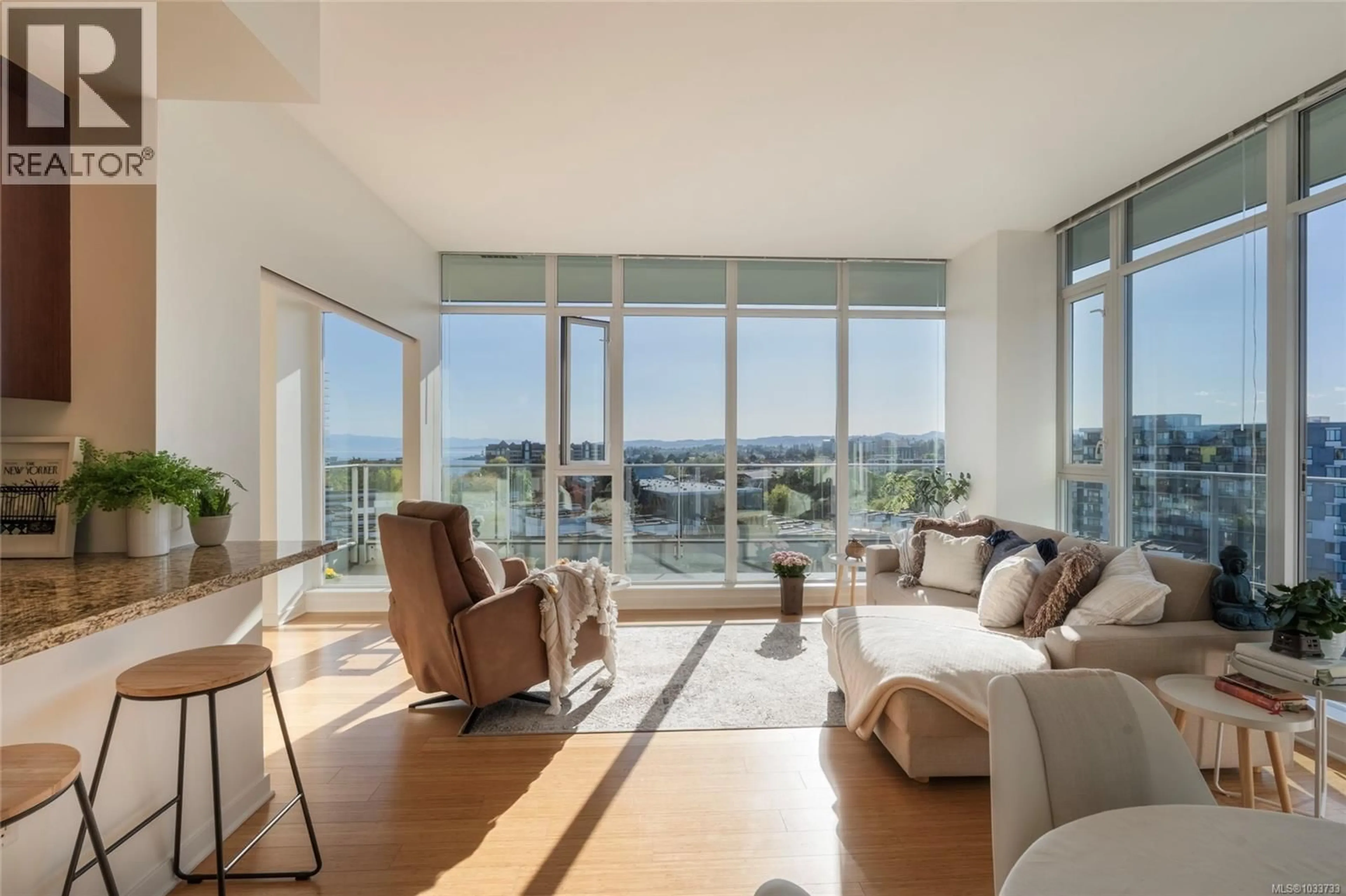 Living room with furniture, unknown for 803 - 373 TYEE ROAD, Victoria British Columbia V9A0B3