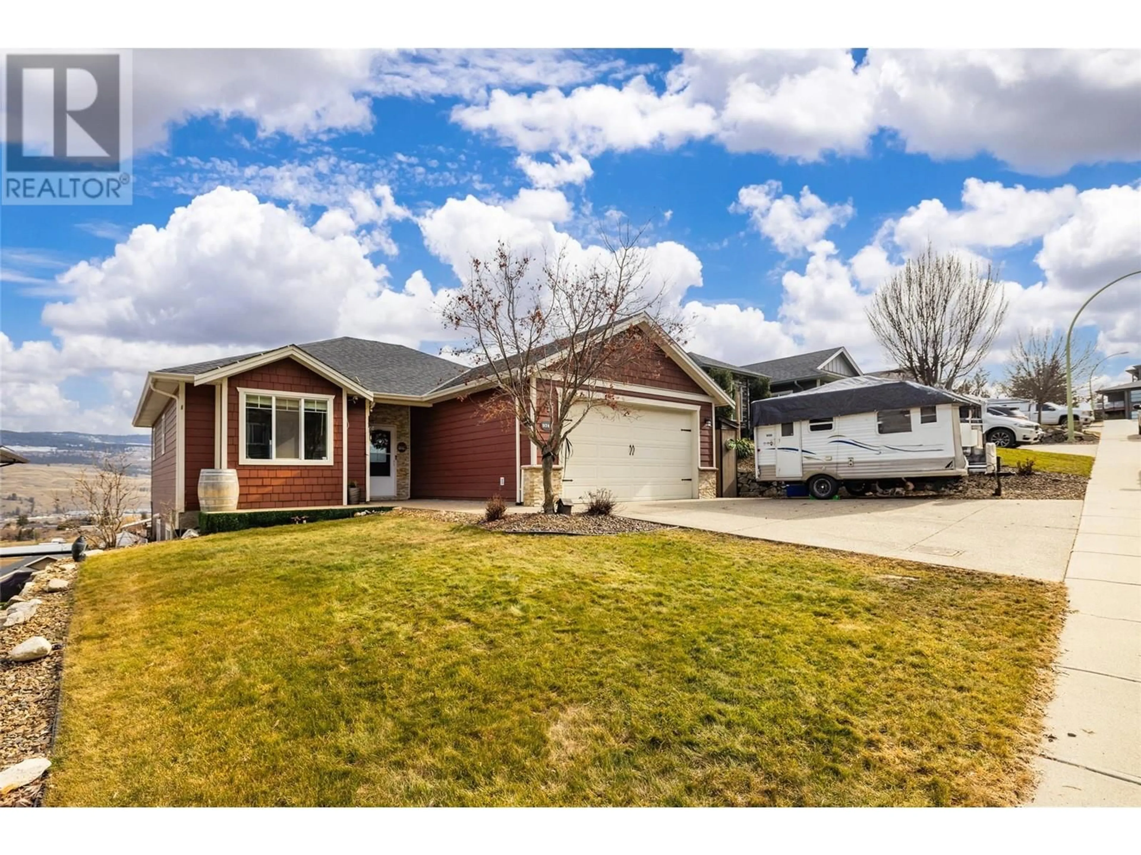 Home with vinyl exterior material, street for 9749 SANTINA ROAD, Lake Country British Columbia V4V2R9