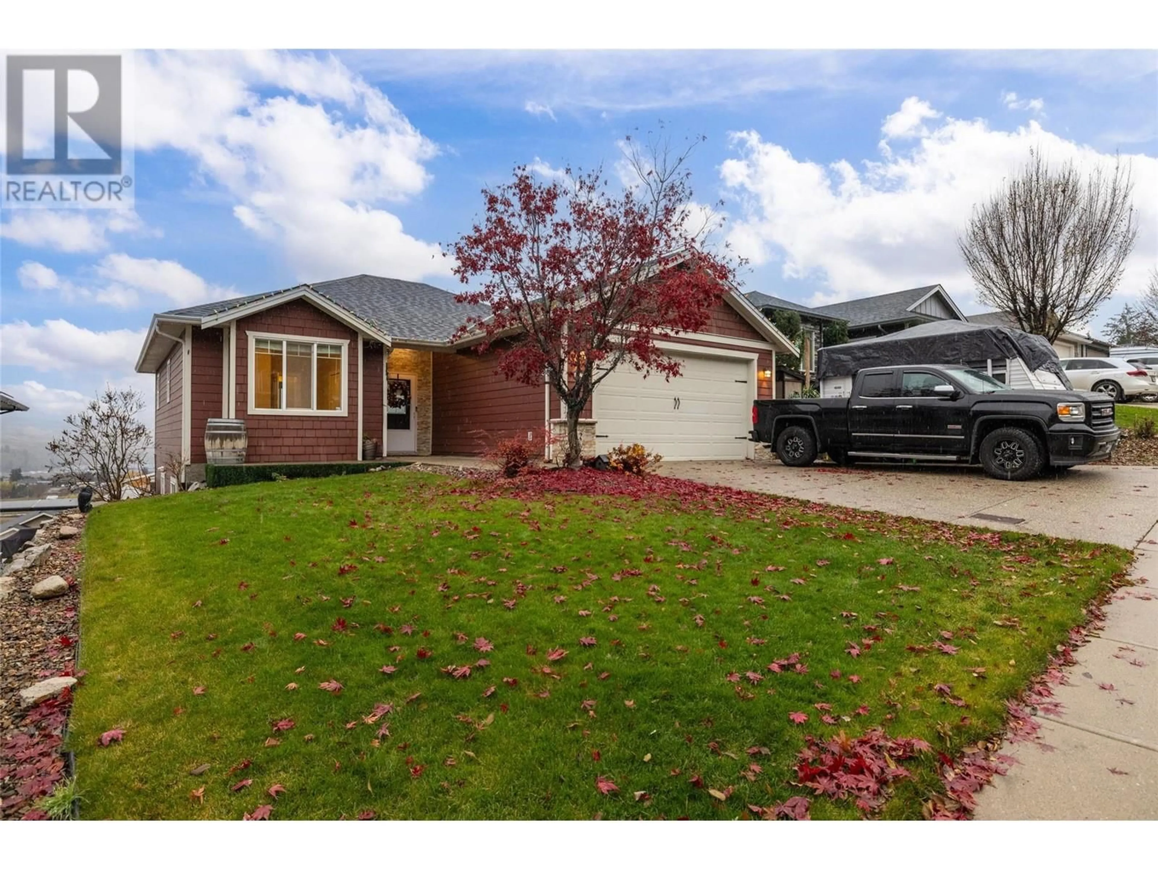 Home with vinyl exterior material, street for 9749 SANTINA ROAD, Lake Country British Columbia V4V2R9