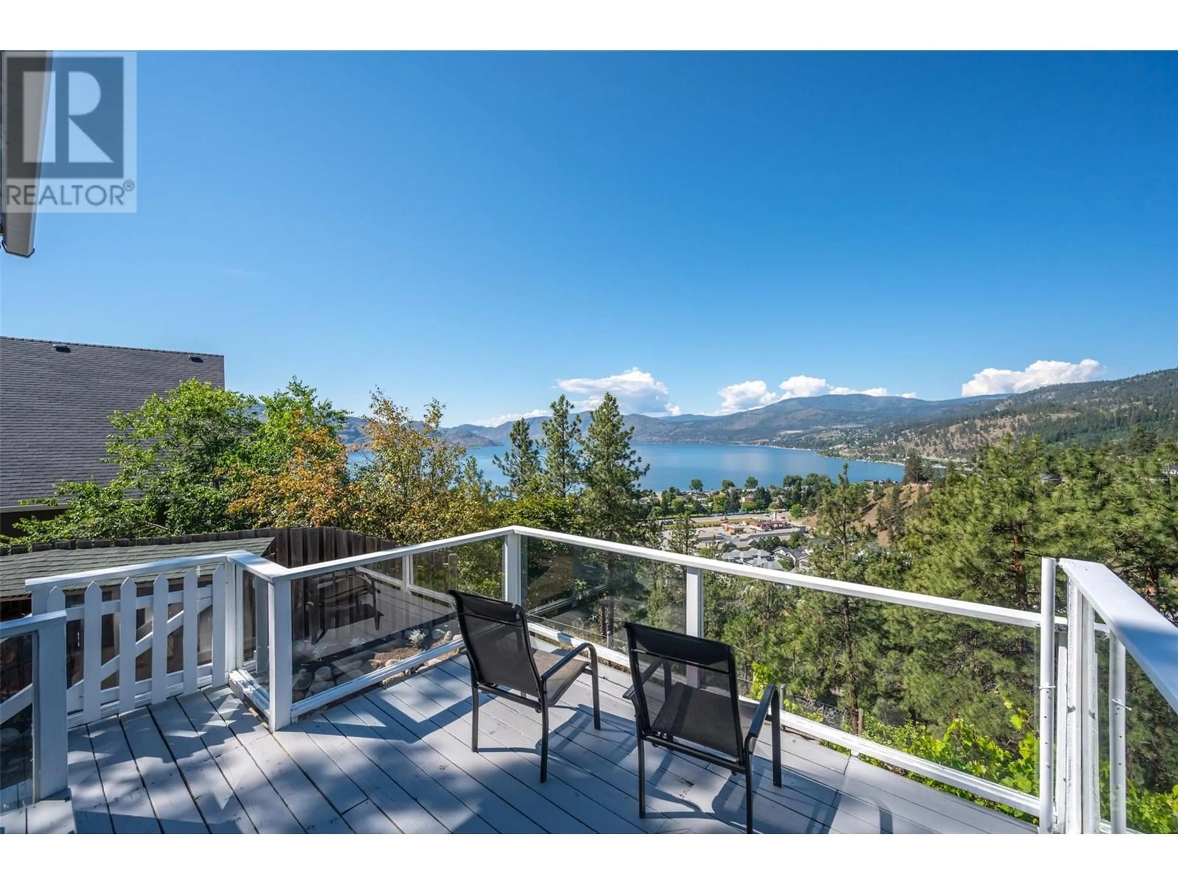 Patio, water/lake/river/ocean view for 3906 DESERT PINES AVENUE, Peachland British Columbia V0H1X2
