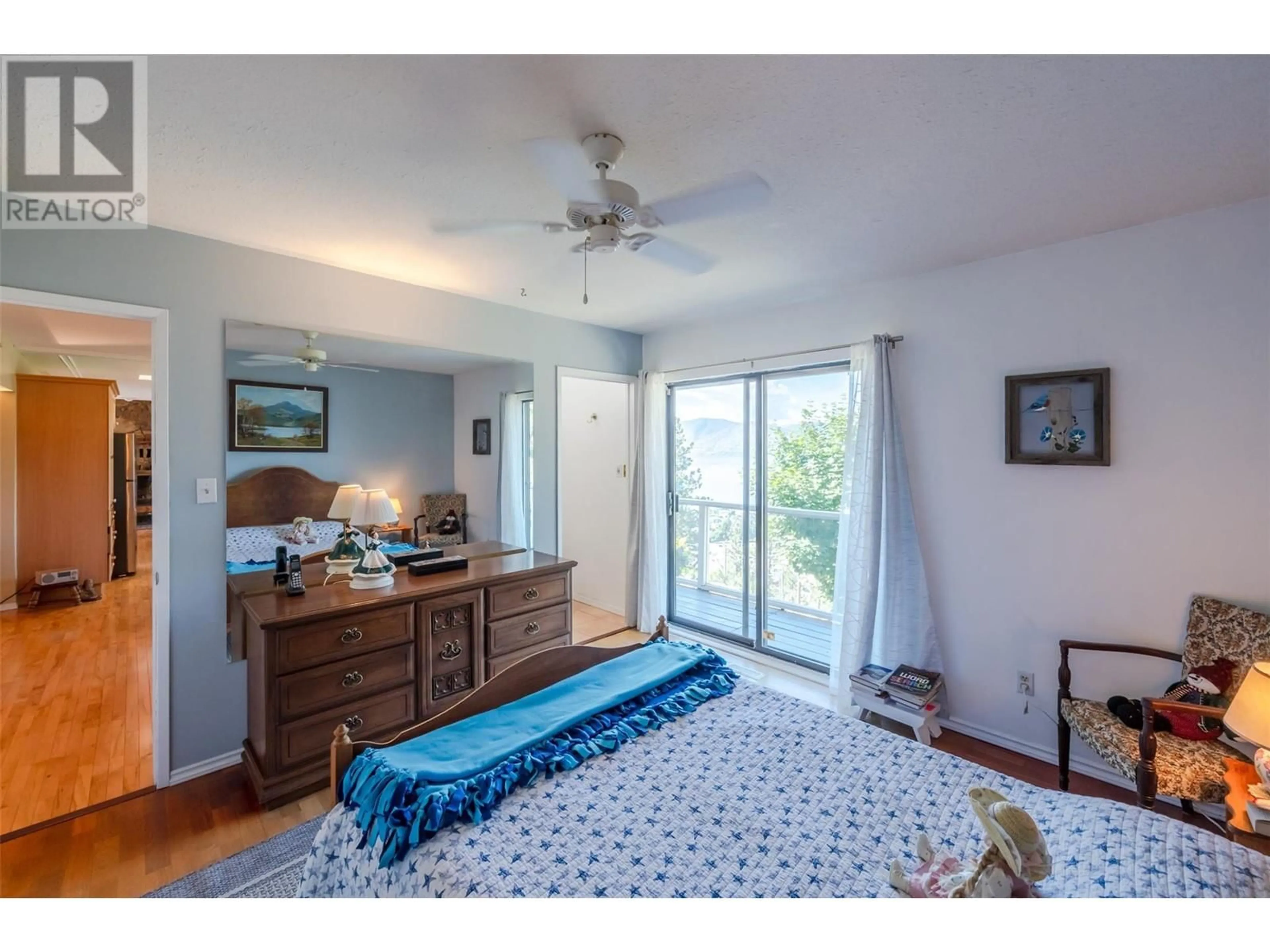 A pic of a room for 3906 DESERT PINES AVENUE, Peachland British Columbia V0H1X2