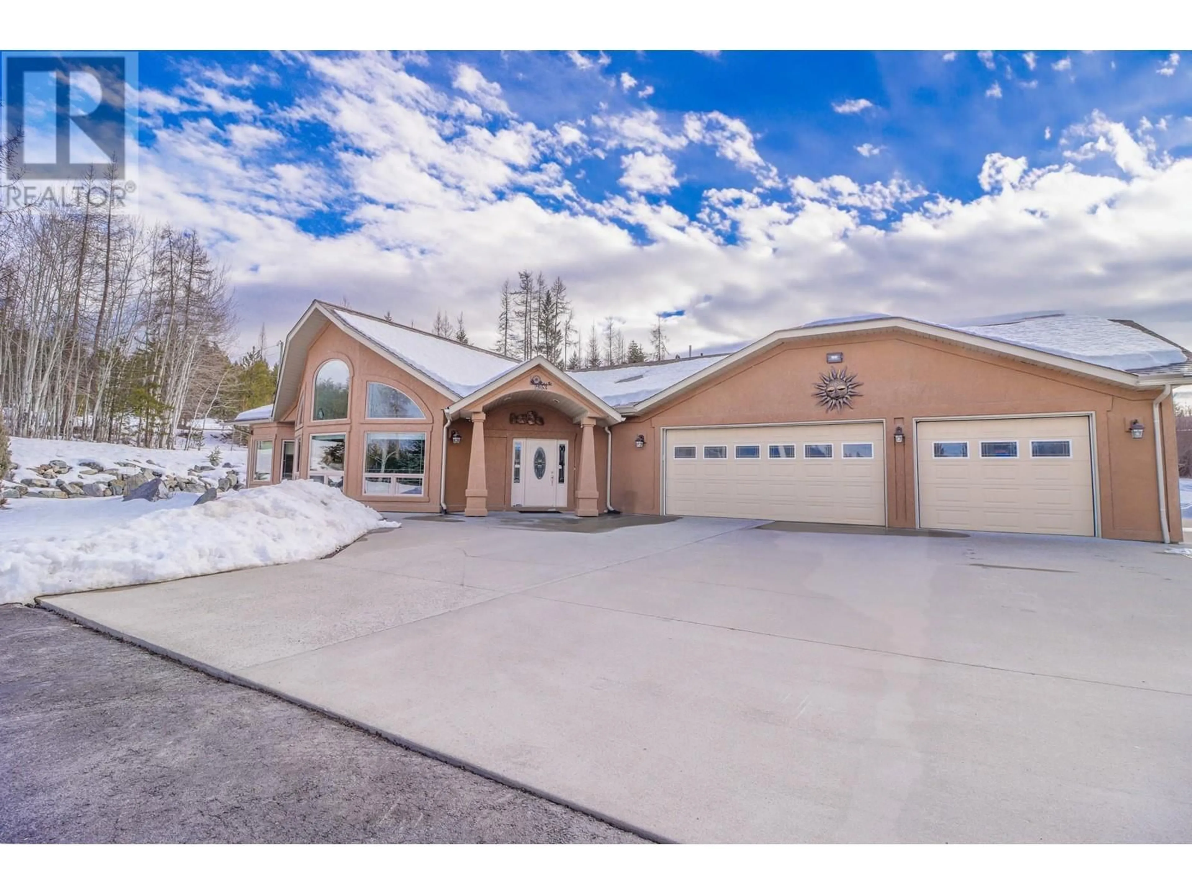 Indoor garage for 2953 WESTVIEW Road, Cranbrook British Columbia V1C7G8