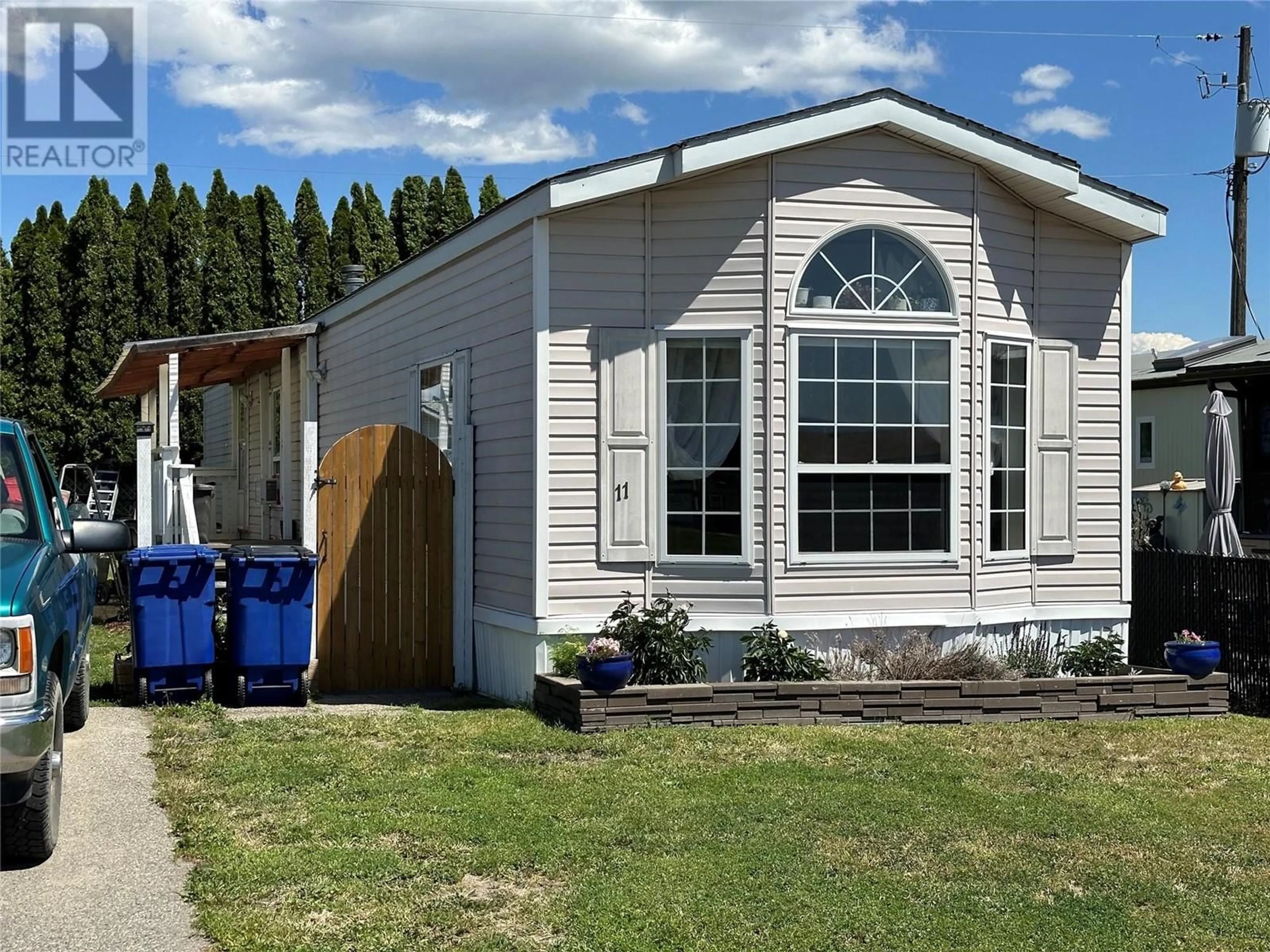 Home with vinyl exterior material, unknown for 11 - 2035 BOUCHERIE ROAD, West Kelowna British Columbia V4T1Z6